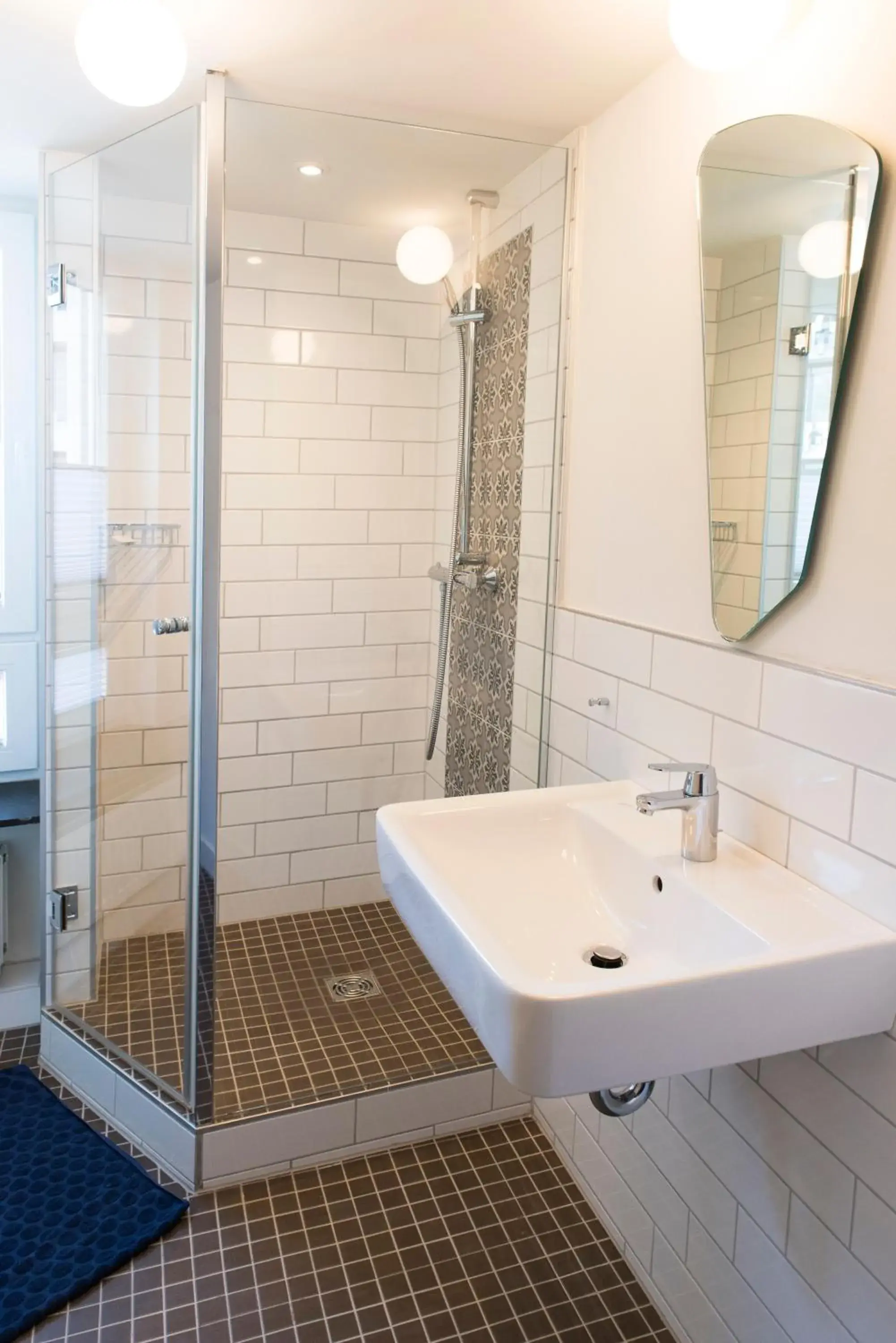 Bathroom in KONCEPT HOTEL Zum Kostbaren Blut Bathroom in KONCEPT HOTEL Zum Kostbaren Blut