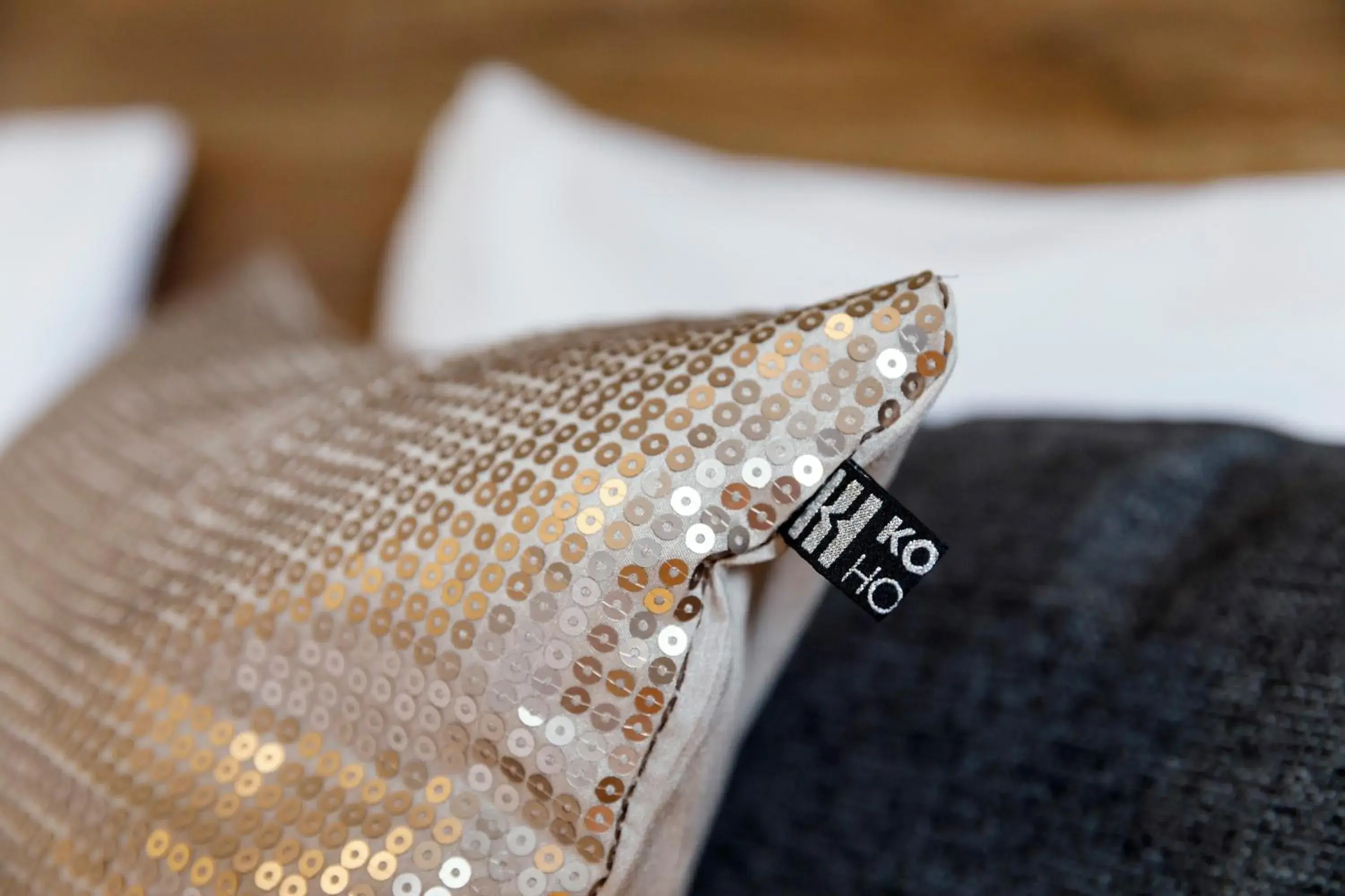 Decorative detail, Bed in KONCEPT HOTEL Zum Kostbaren Blut Decorative detail, Bed in KONCEPT HOTEL Zum Kostbaren Blut