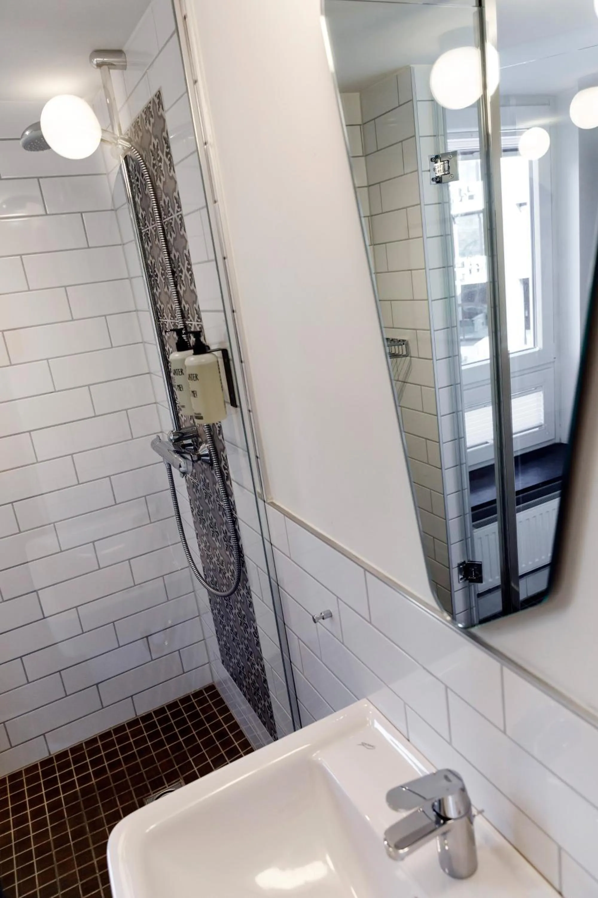 Bathroom in KONCEPT HOTEL Zum Kostbaren Blut