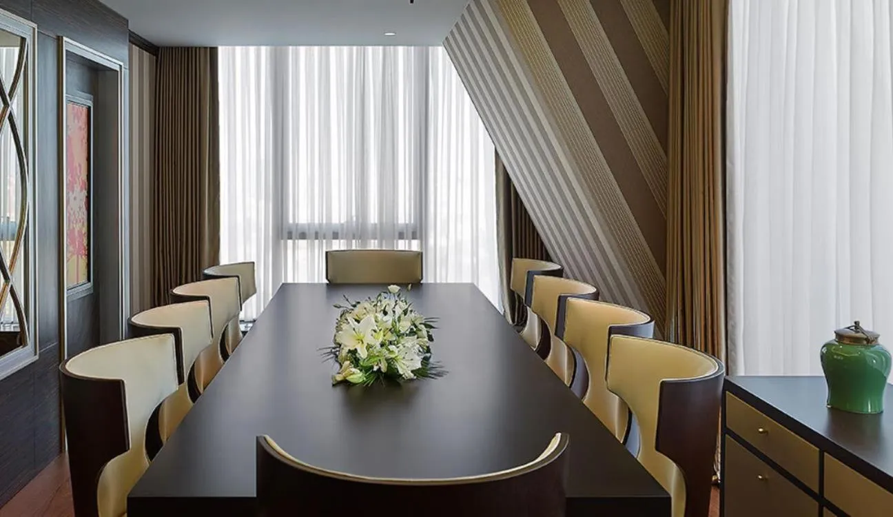 Dining area in Elite World Grand Istanbul Basın Ekspres