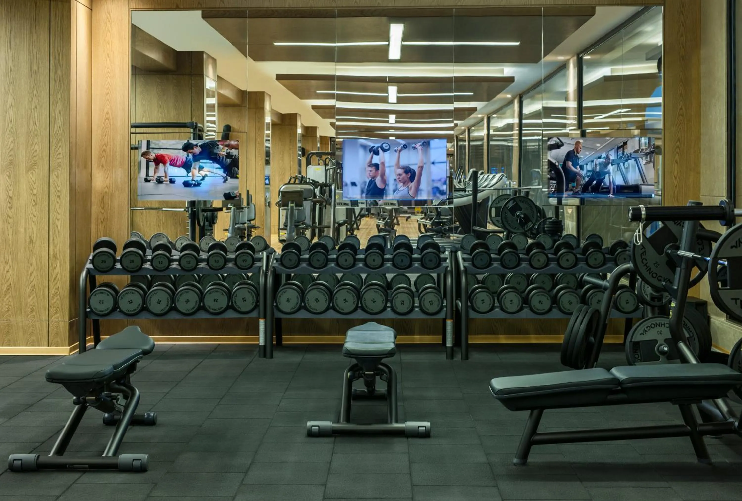 Fitness centre/facilities in Elite World Grand Istanbul Basın Ekspres