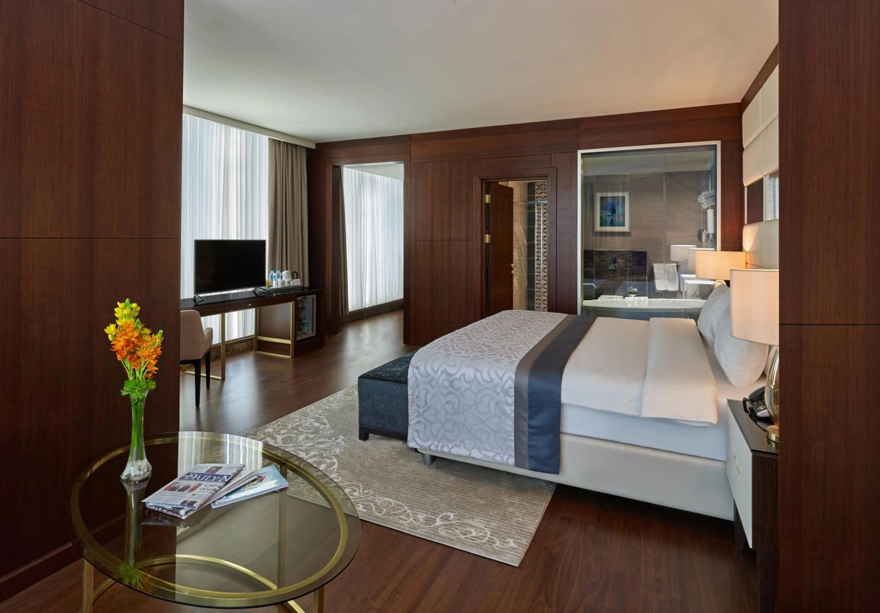 Bathroom, Bed in Elite World Grand Istanbul Basın Ekspres