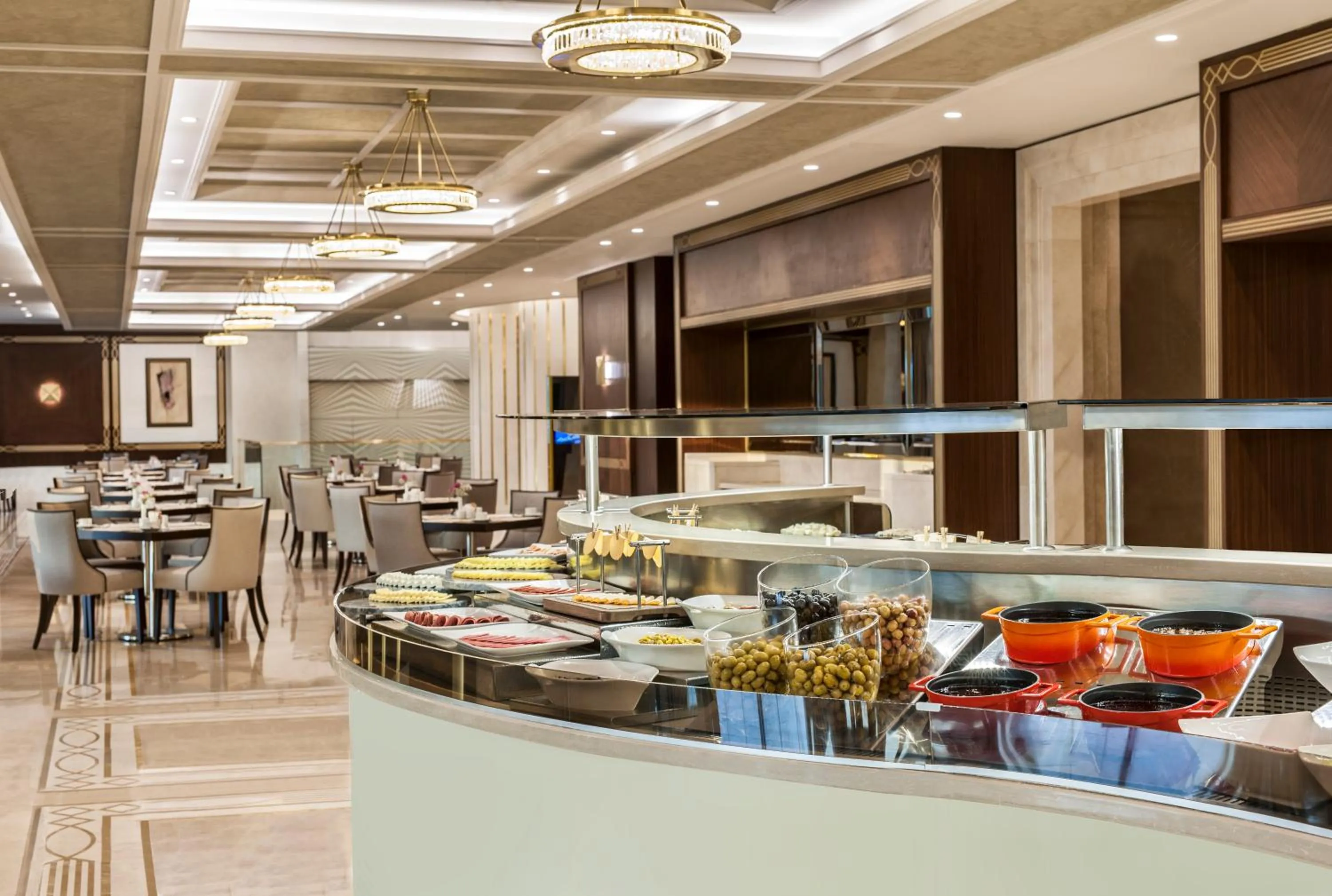 Buffet breakfast in Elite World Grand Istanbul Basın Ekspres