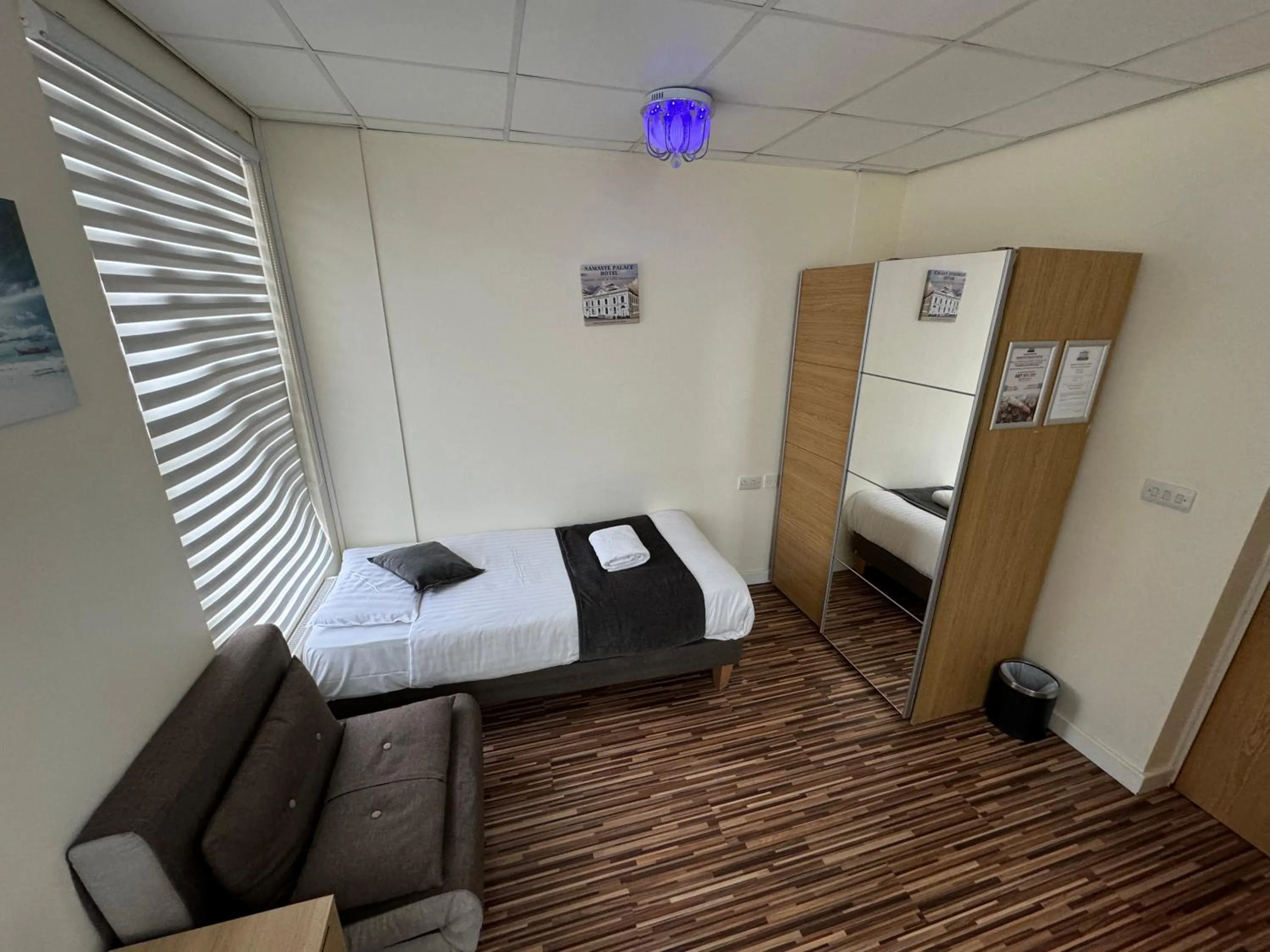 Bed in Namaste Palace Hotel