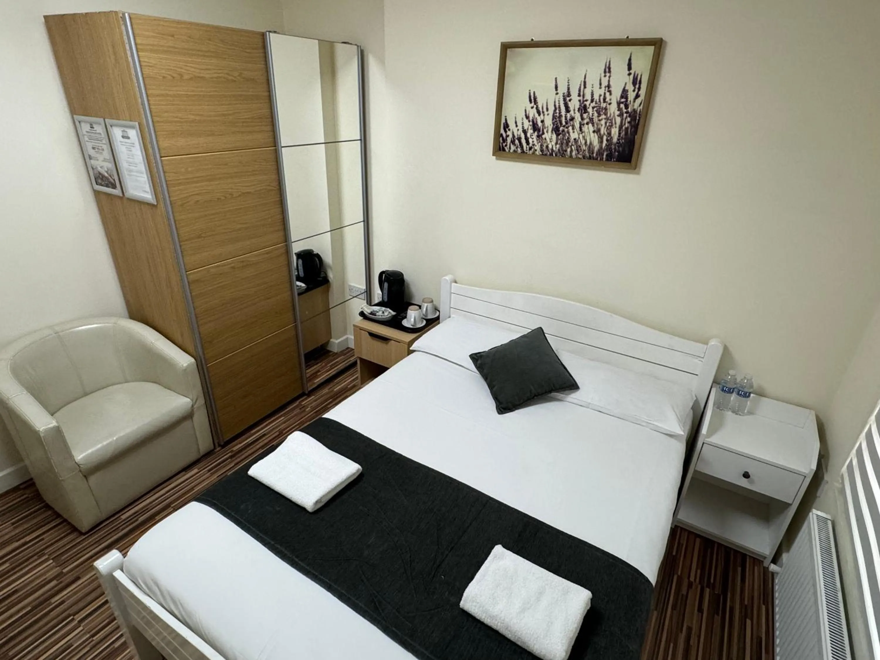 Bed in Namaste Palace Hotel