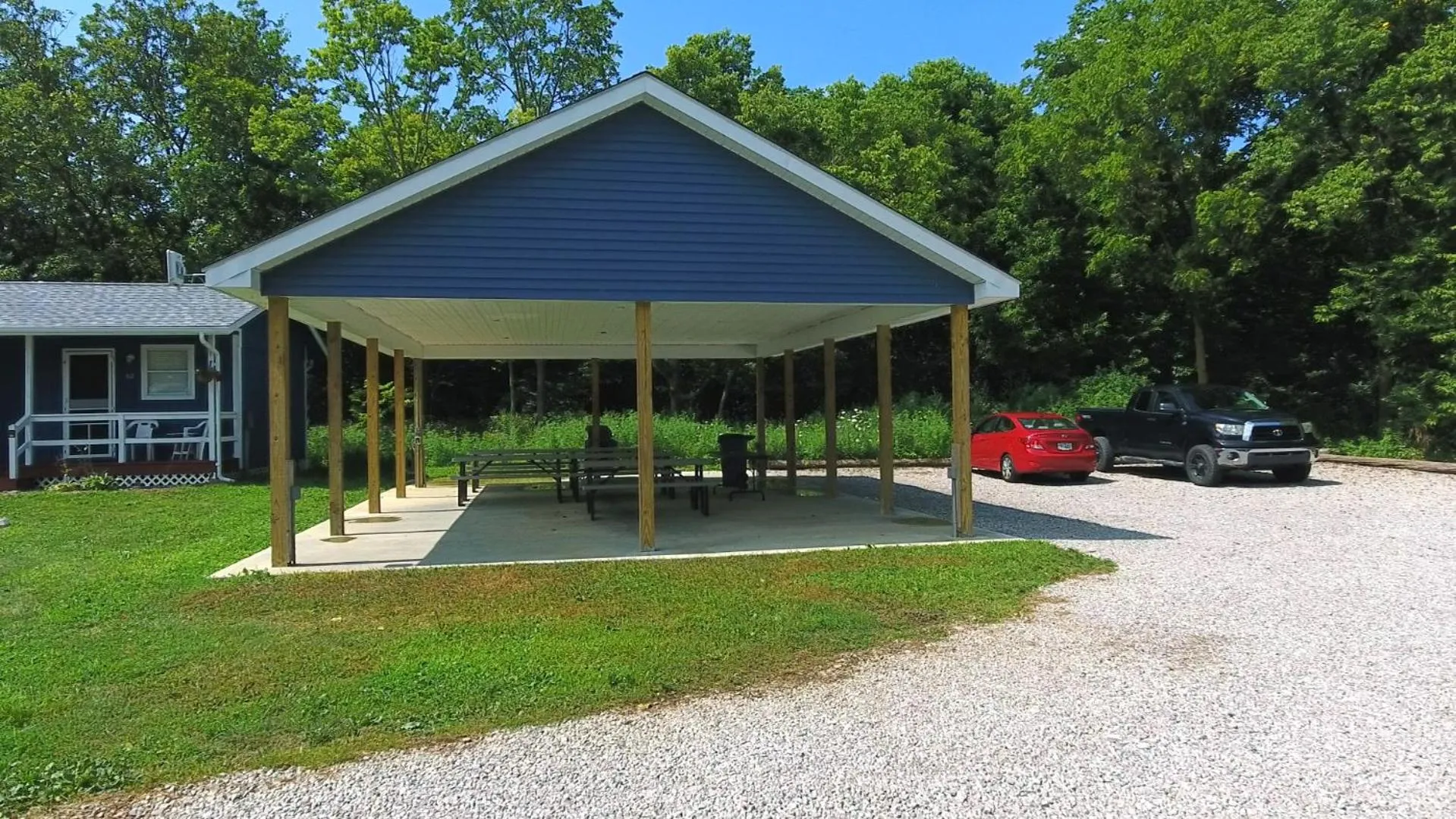 Patio in Bird's Nest Resort