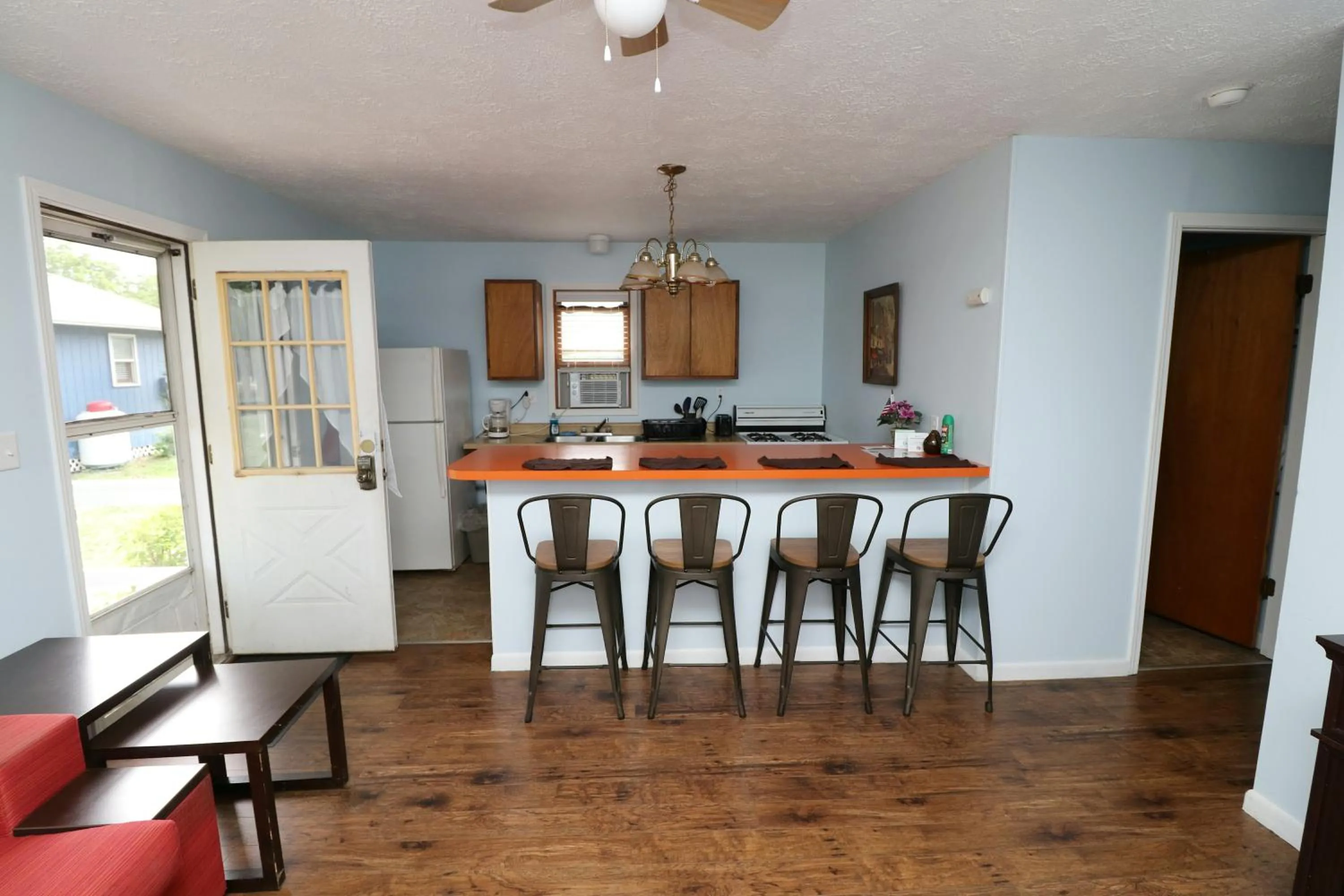 Kitchen or kitchenette in Bird's Nest Resort