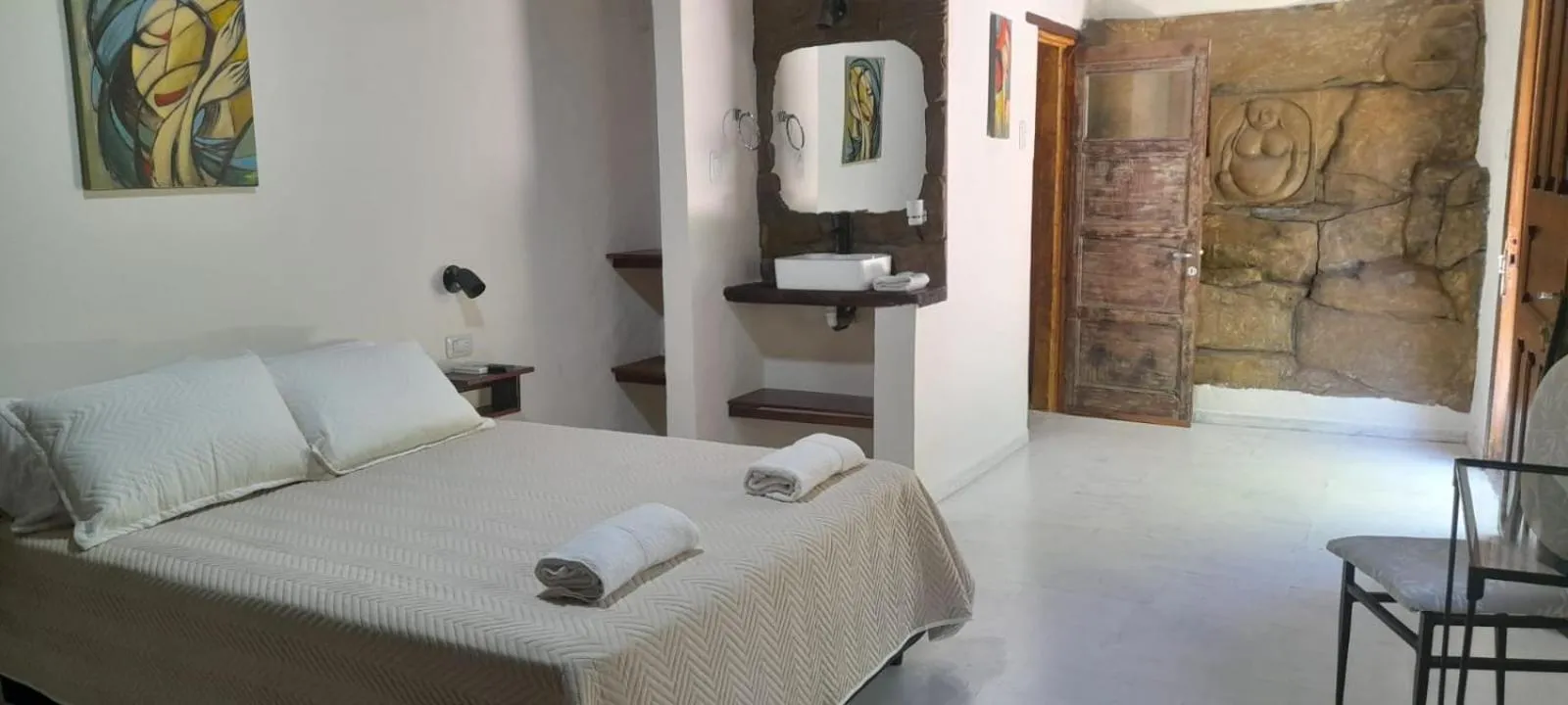 Bed in El Jardin Colonial