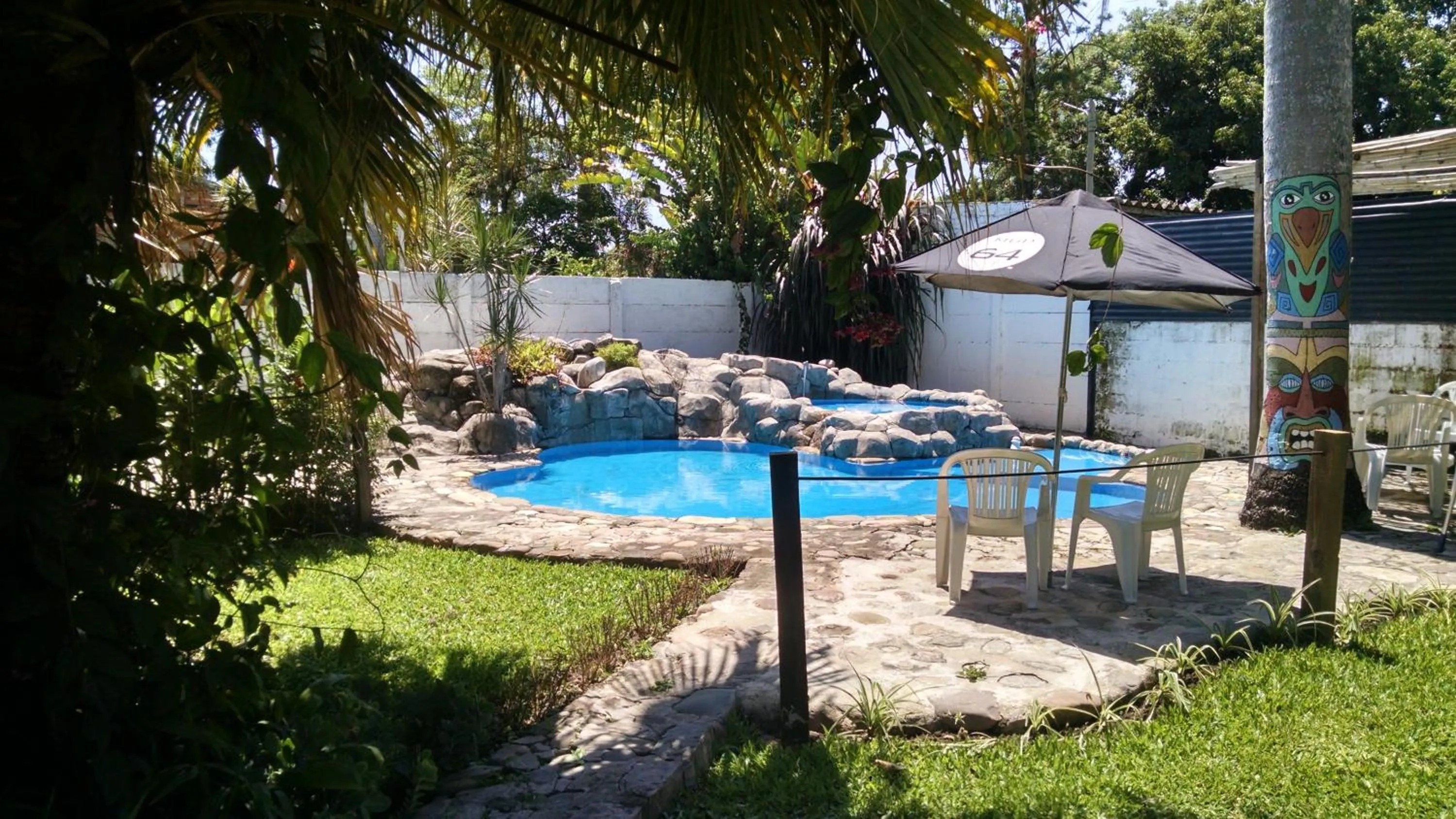 Garden in El Jardin Colonial