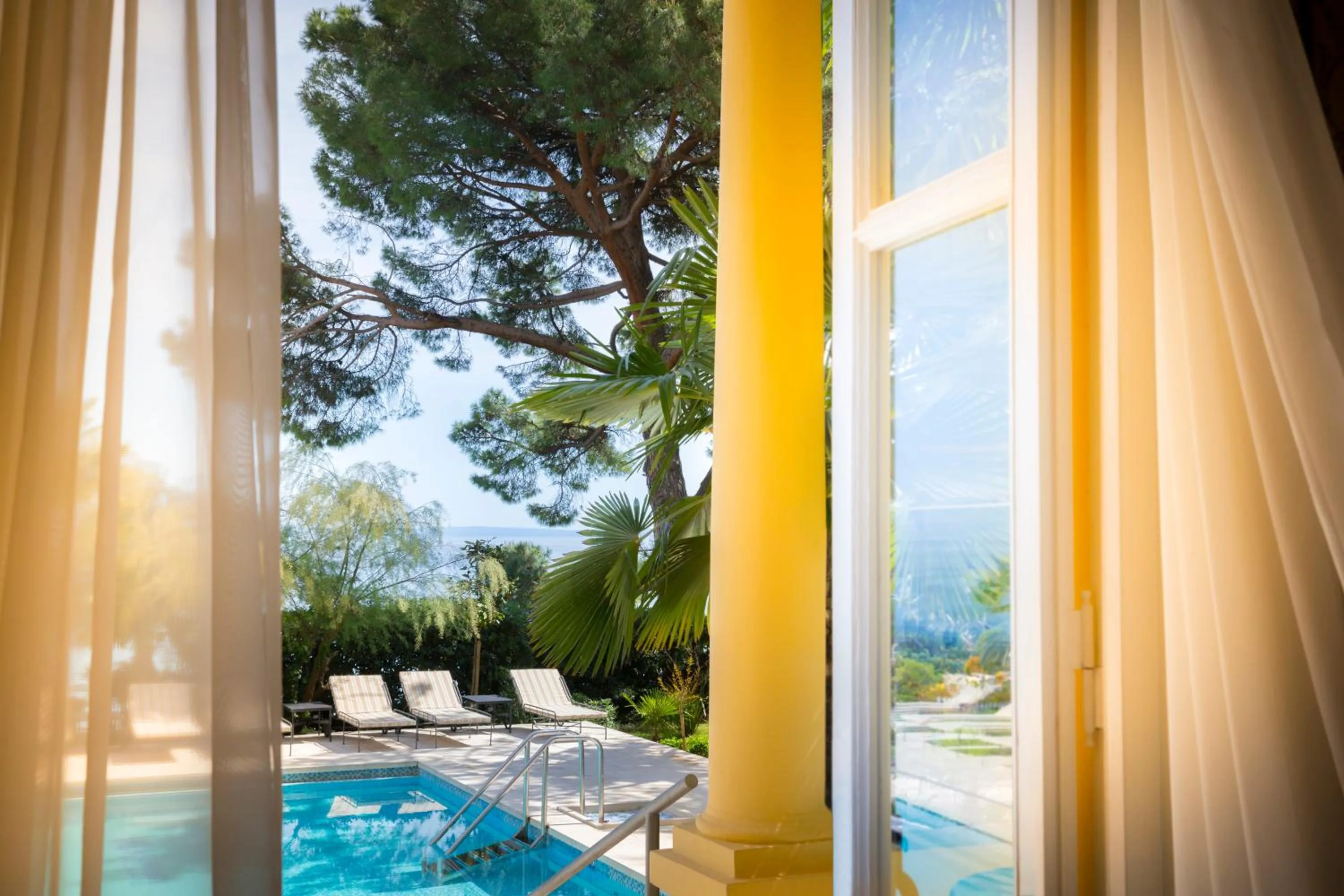 Swimming pool in Hotel Kvarner - by Liburnia Hotels & Villas