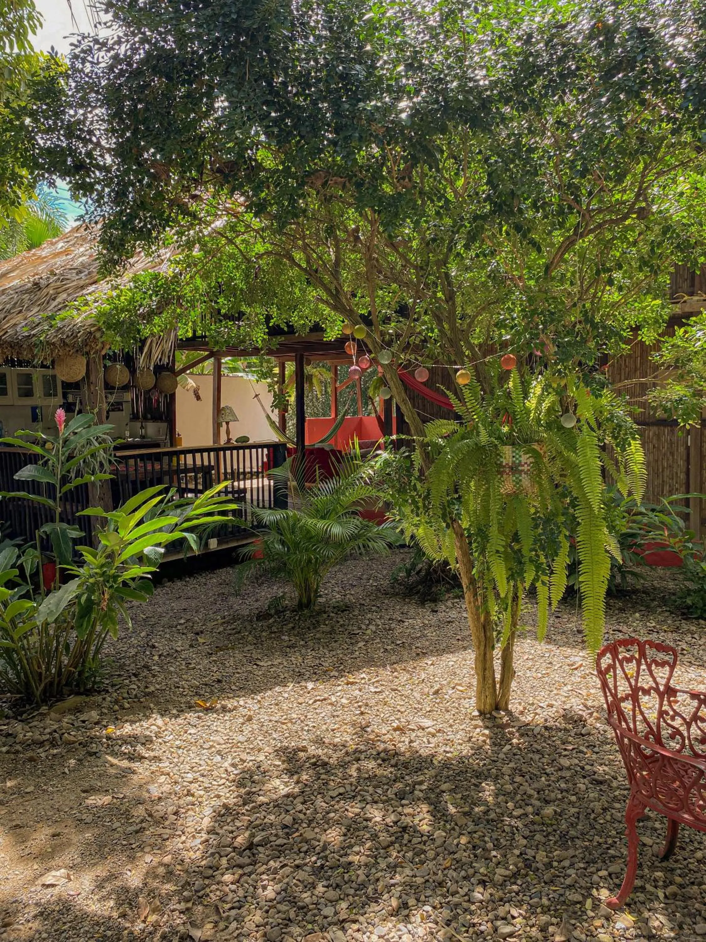 Property building in Hostal Zinpar