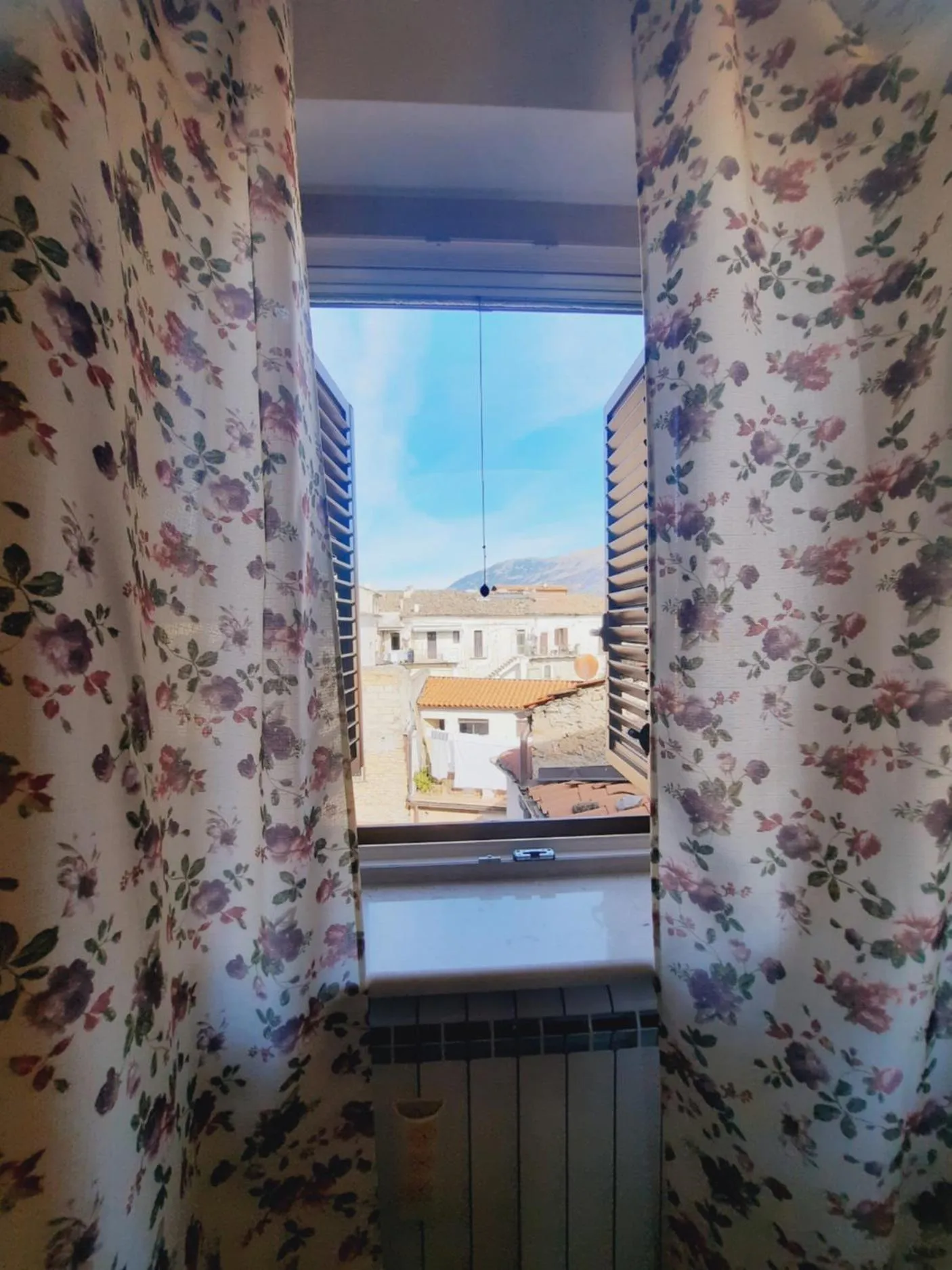 Inner courtyard view in B&B Solimo