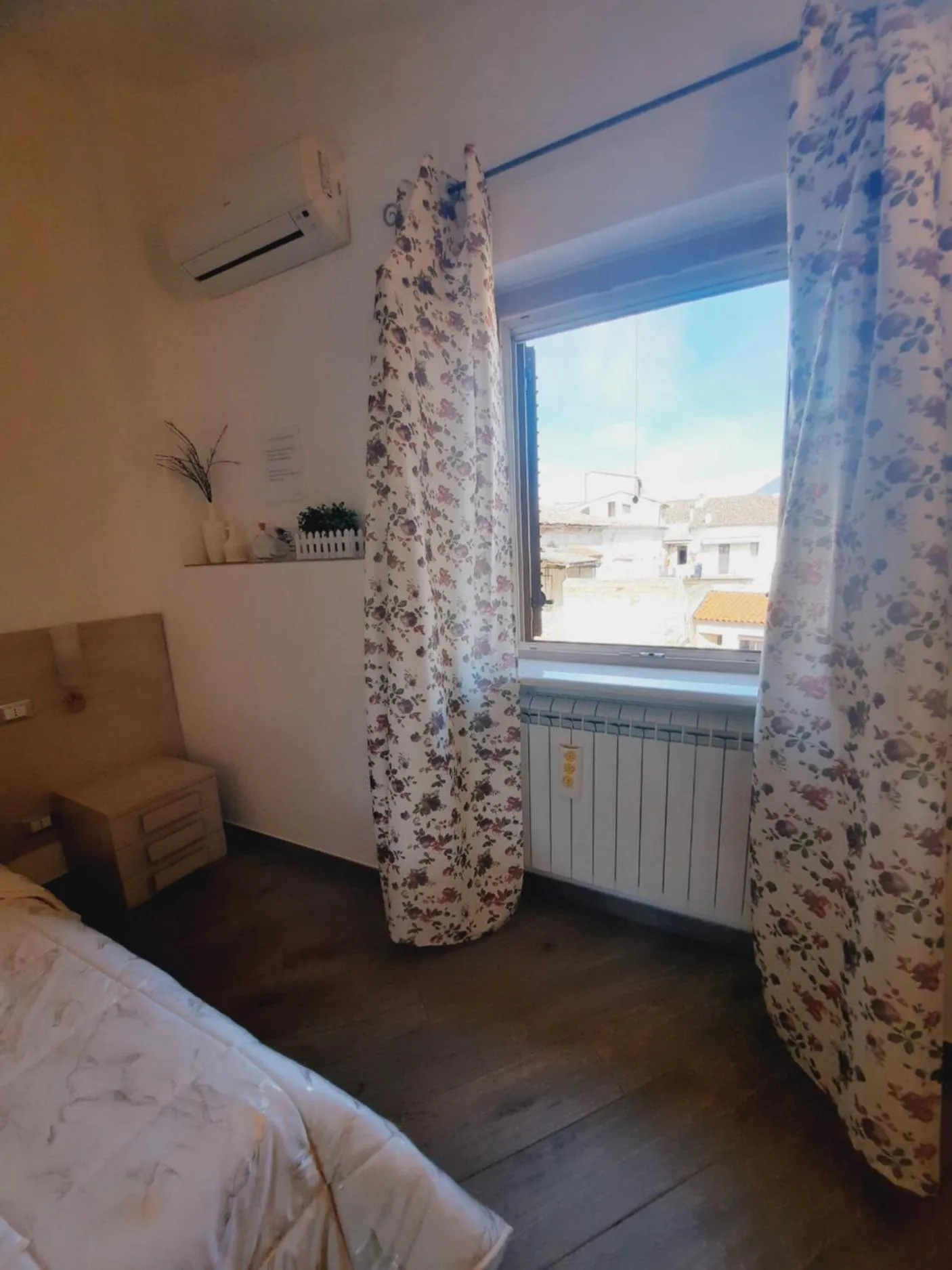 Photo of the whole room, Bed in B&B Solimo