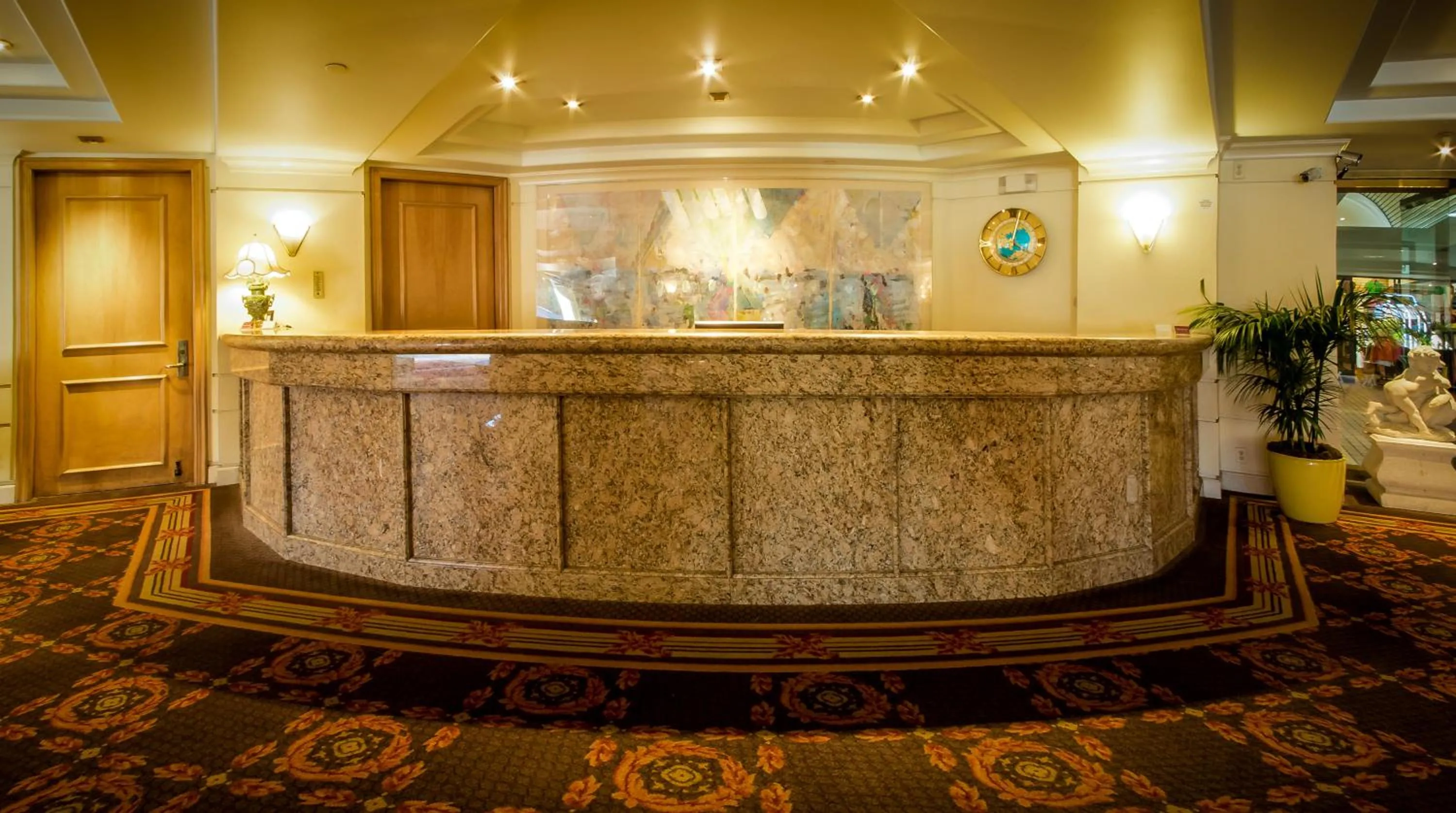 Lobby or reception in Olyver Hotel