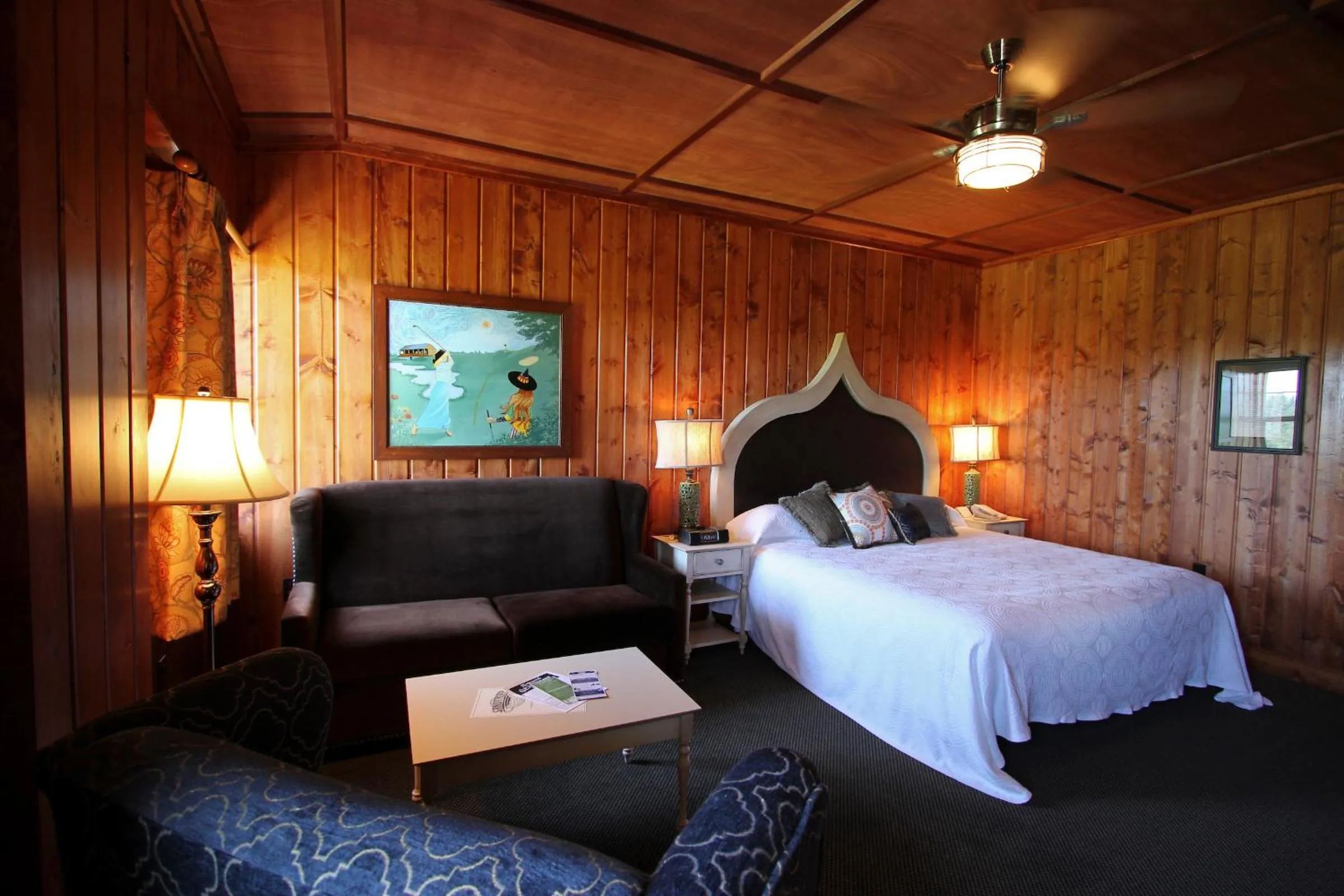 Photo of the whole room, Bed in McMenamins Gearhart Hotel