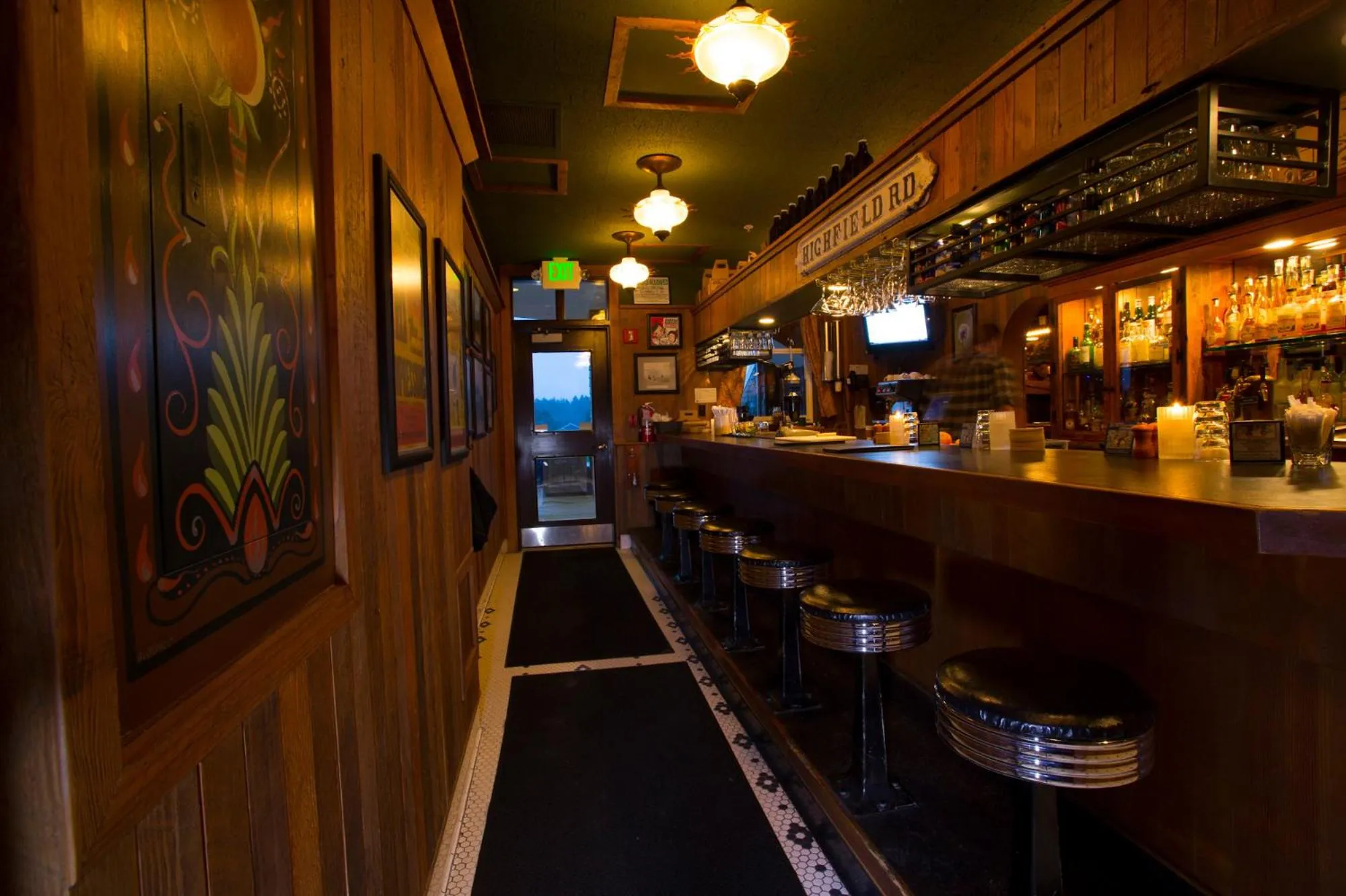 Lounge or bar in McMenamins Gearhart Hotel