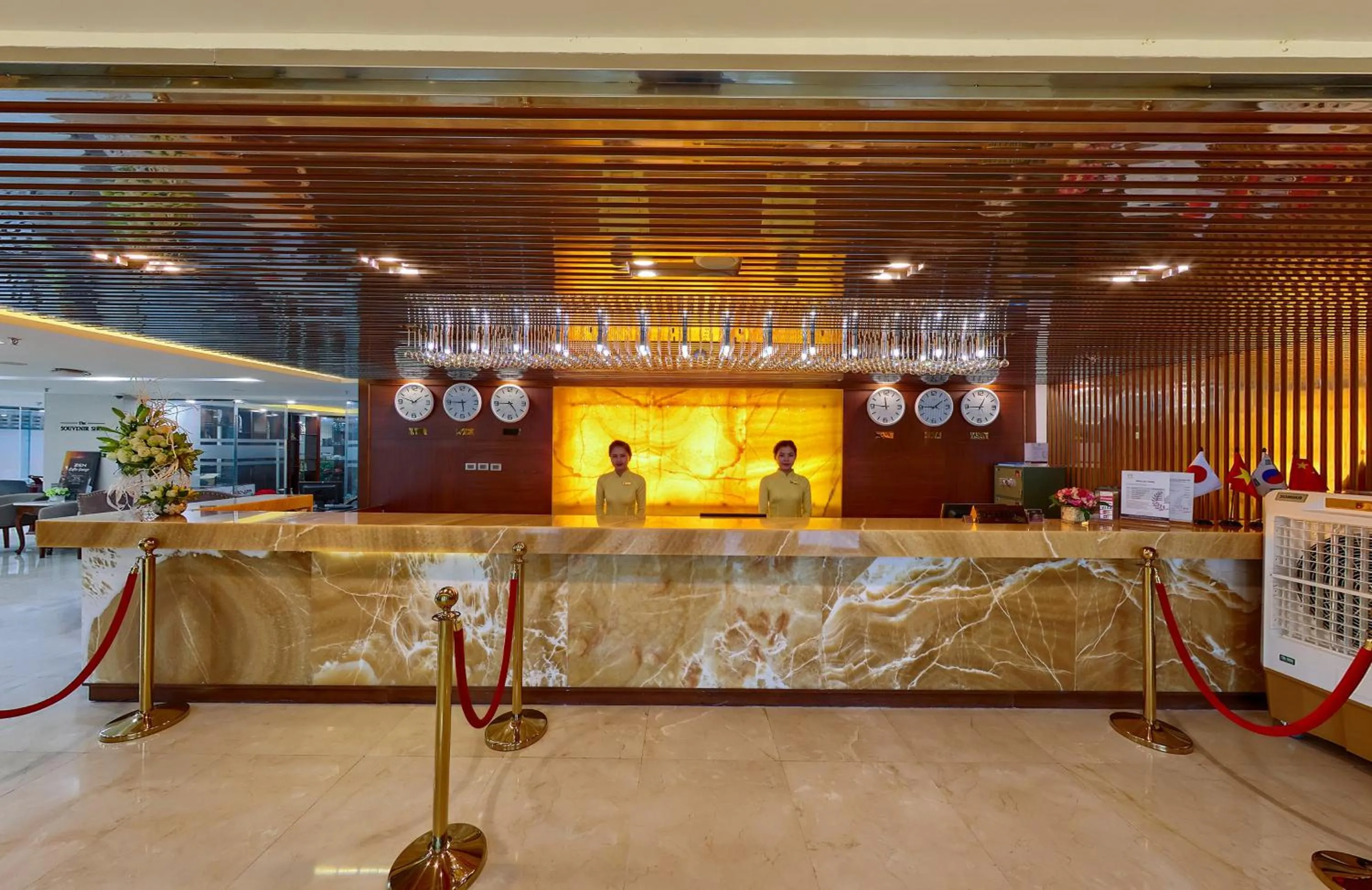 Lounge or bar in Le Indochina Hotel