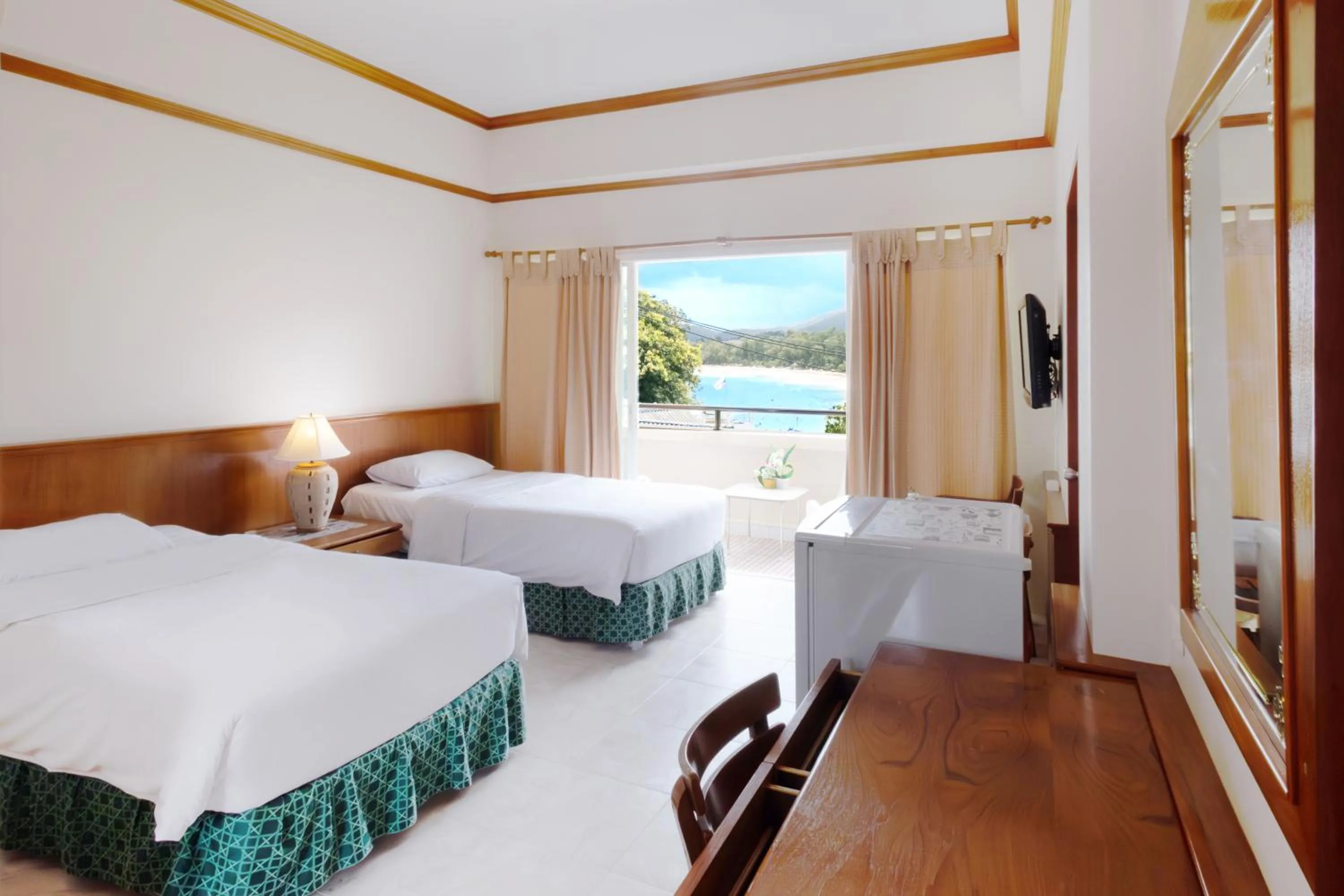 Bed in Kata Sun Beach Hotel