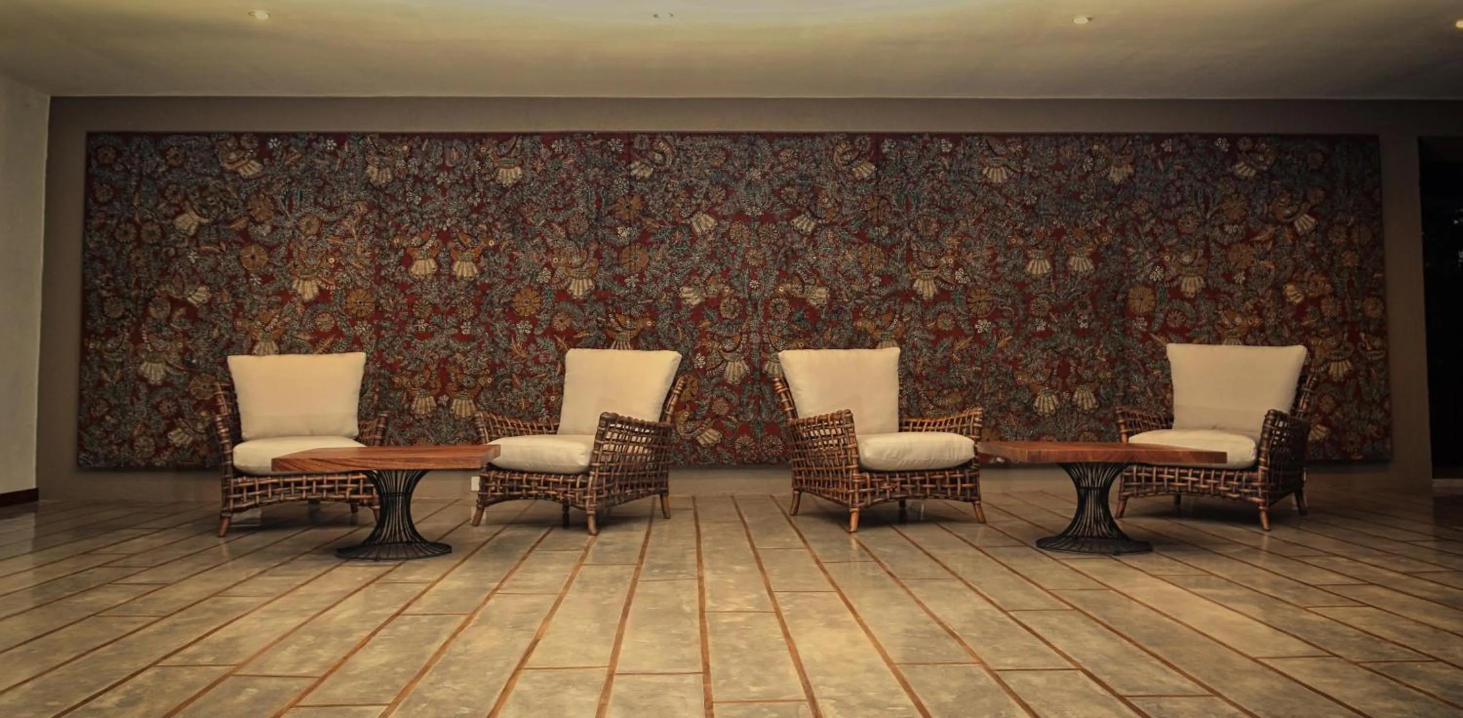 Facade/entrance in Kings Pavilion Luxury Hotel