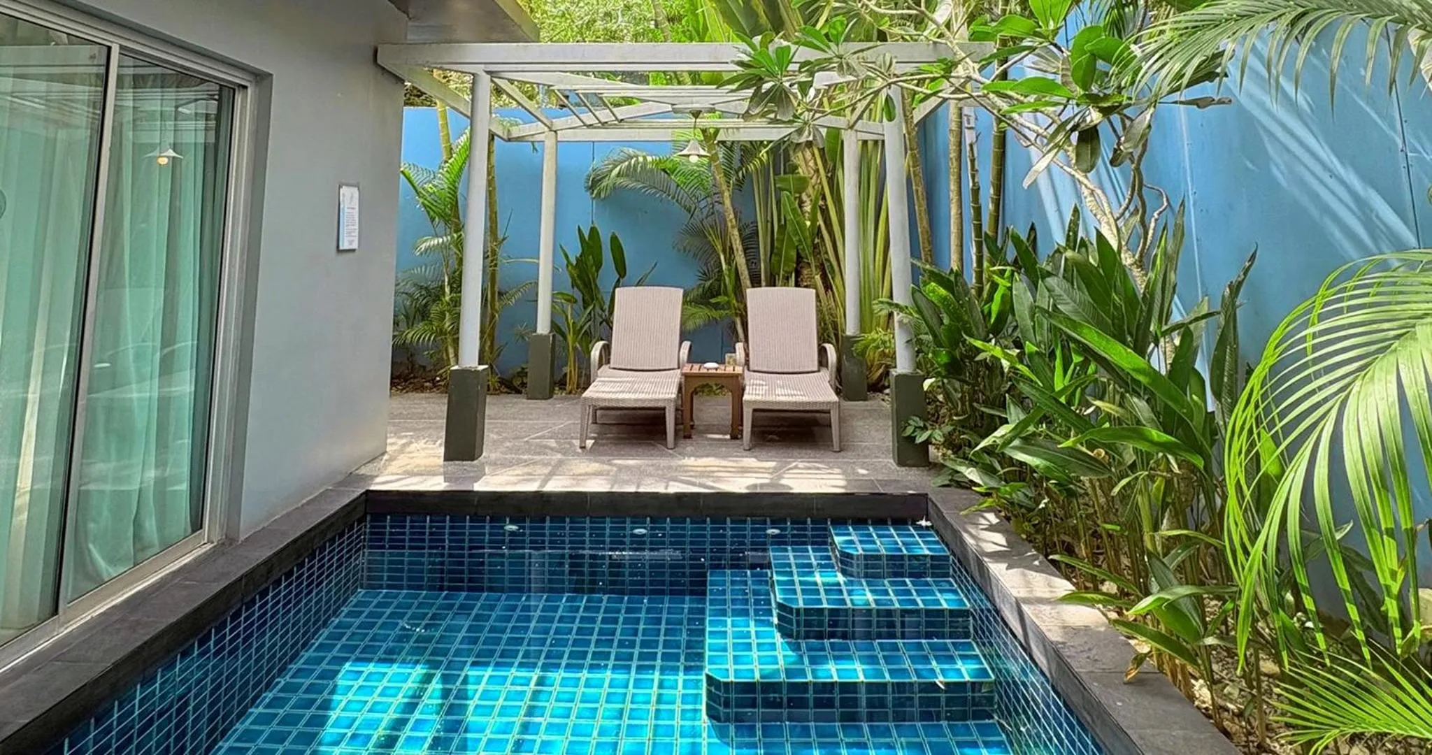 Swimming pool in Villa Sonata Phuket