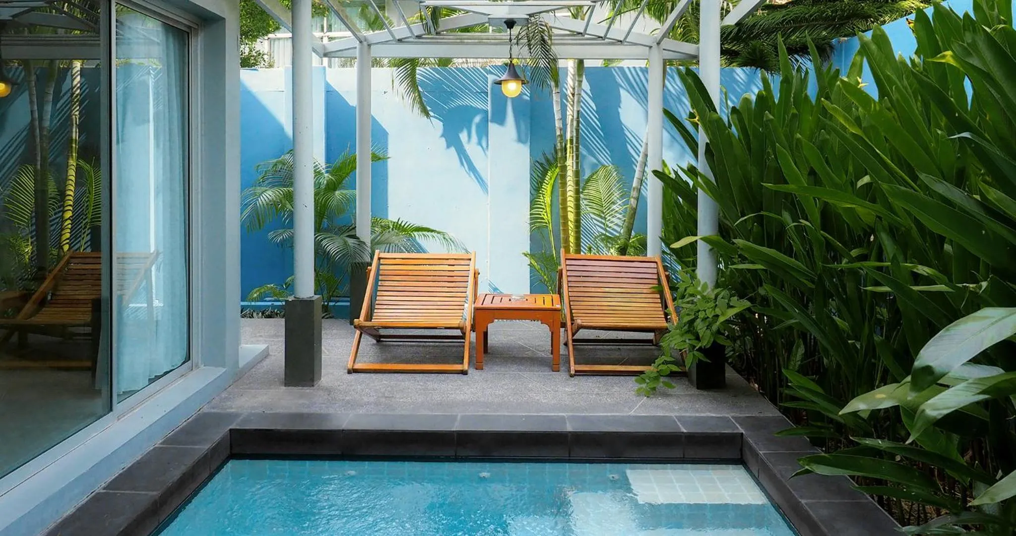 Swimming pool in Villa Sonata Phuket
