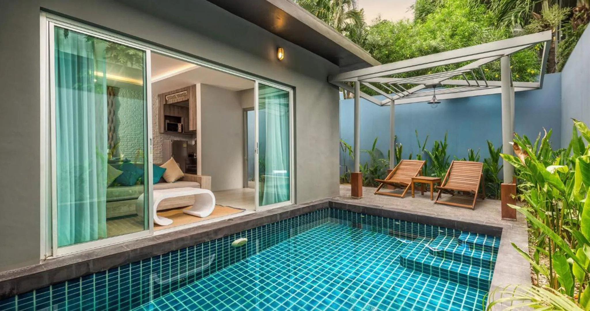 Swimming pool in Villa Sonata Phuket