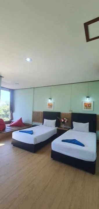 Bed in Phi Phi View Point Resort