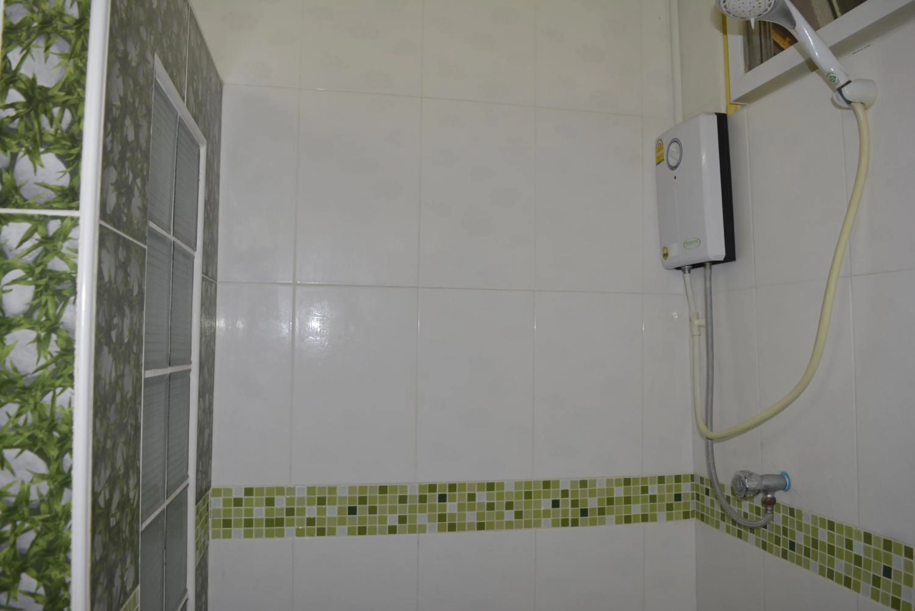 Shower in Phi Phi View Point Resort