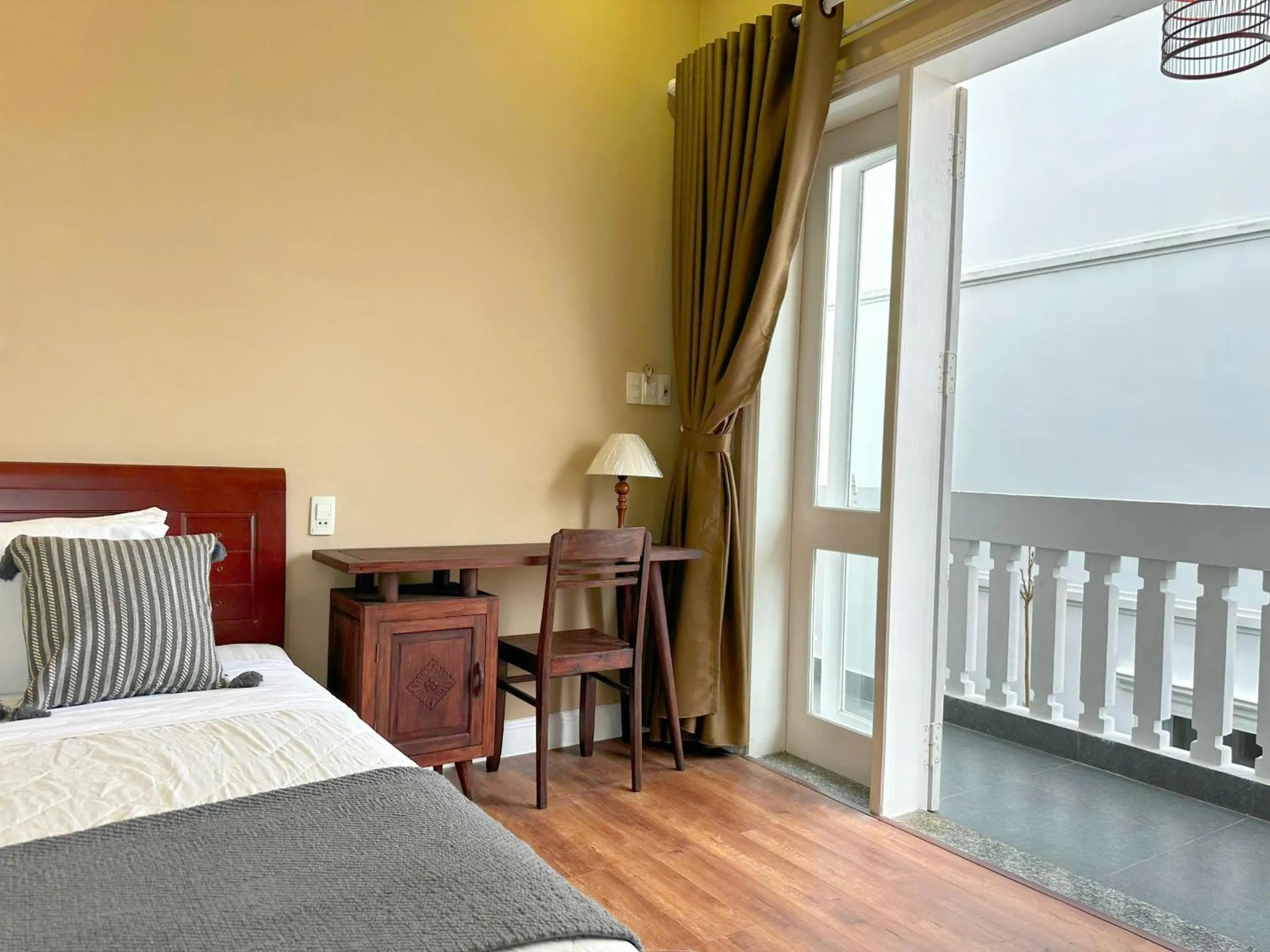 Bed in Fullhouse Hoian