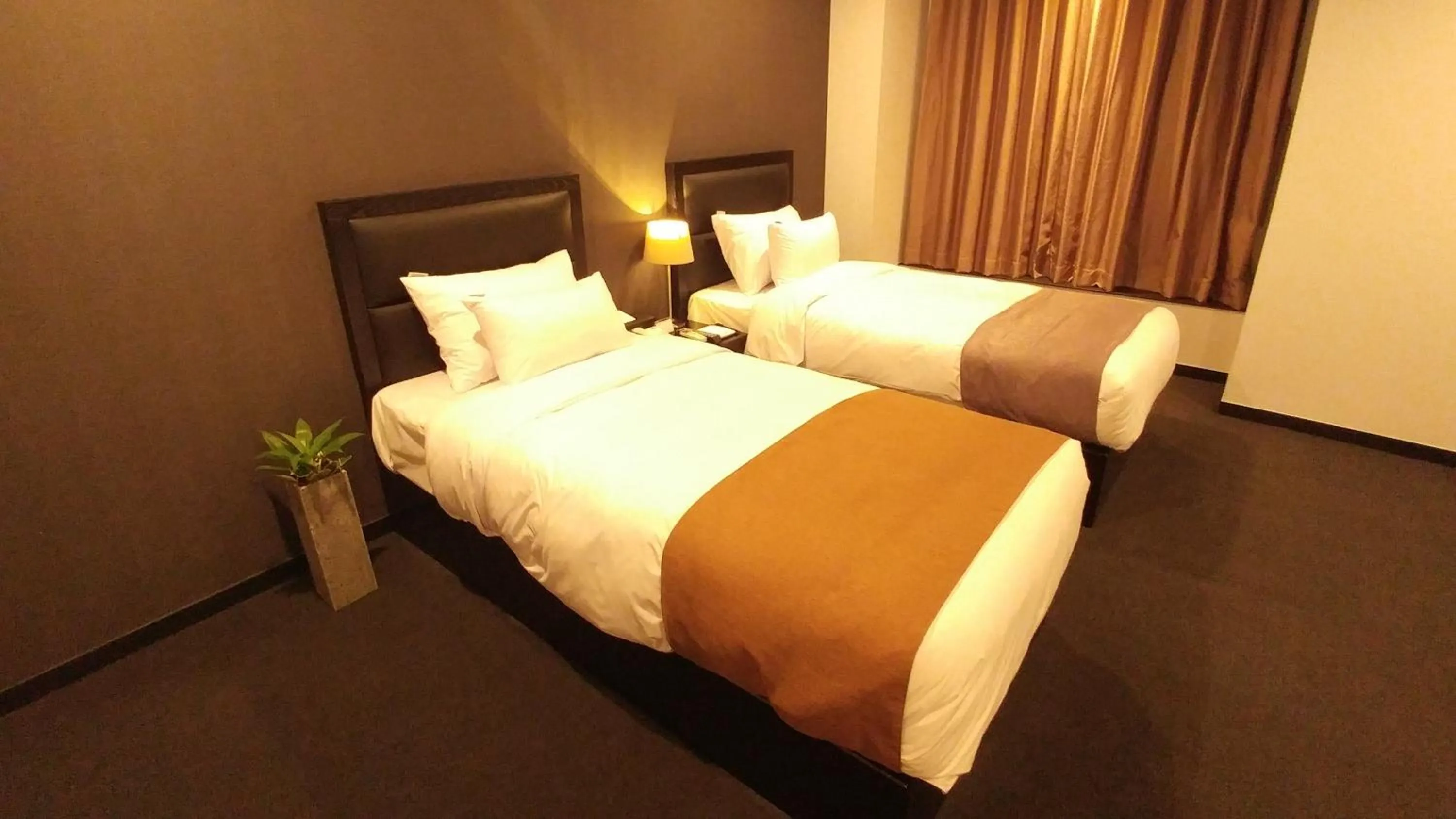 cot, Bed in Gangneung Tourist Hotel
