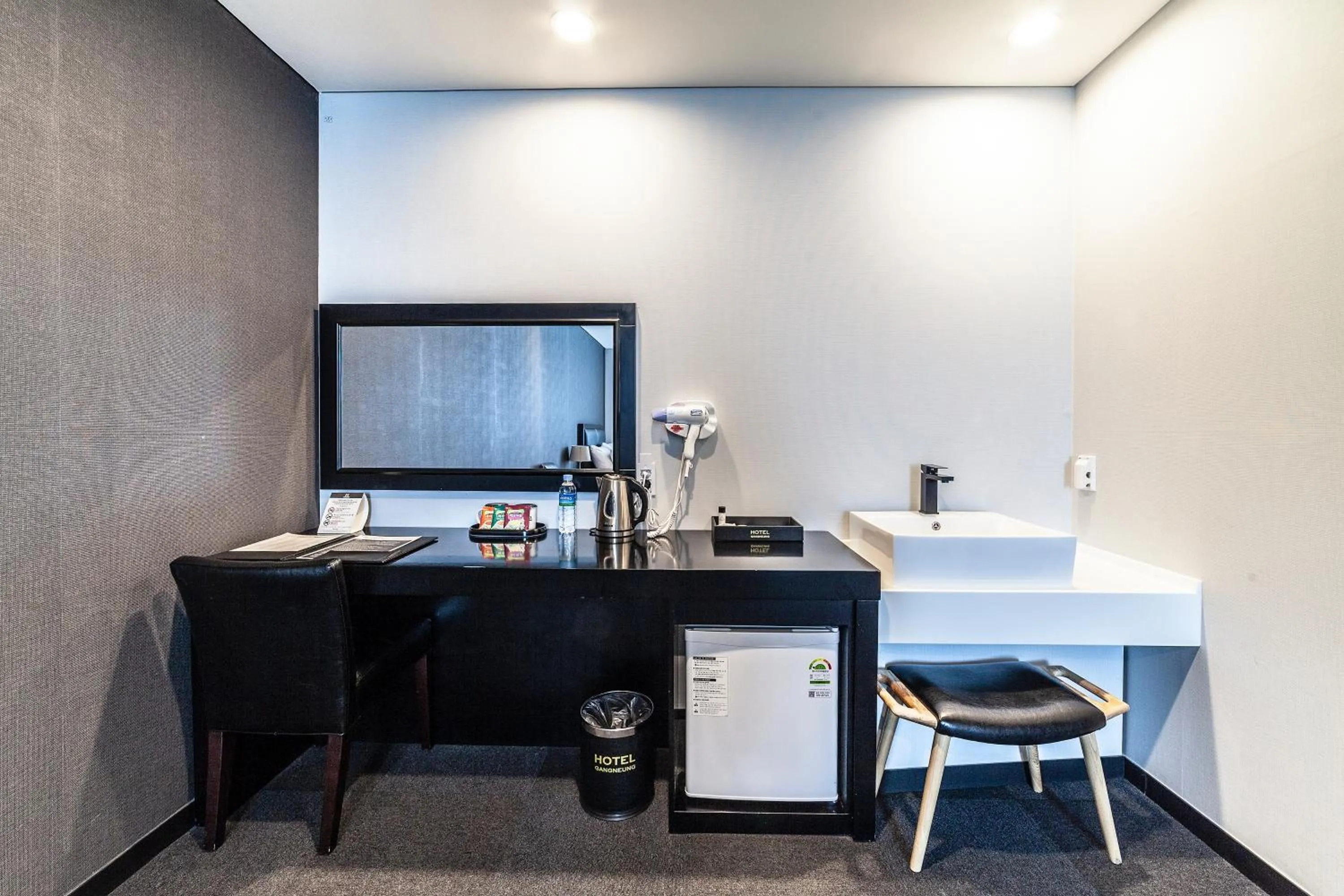 Gangneung Tourist Hotel