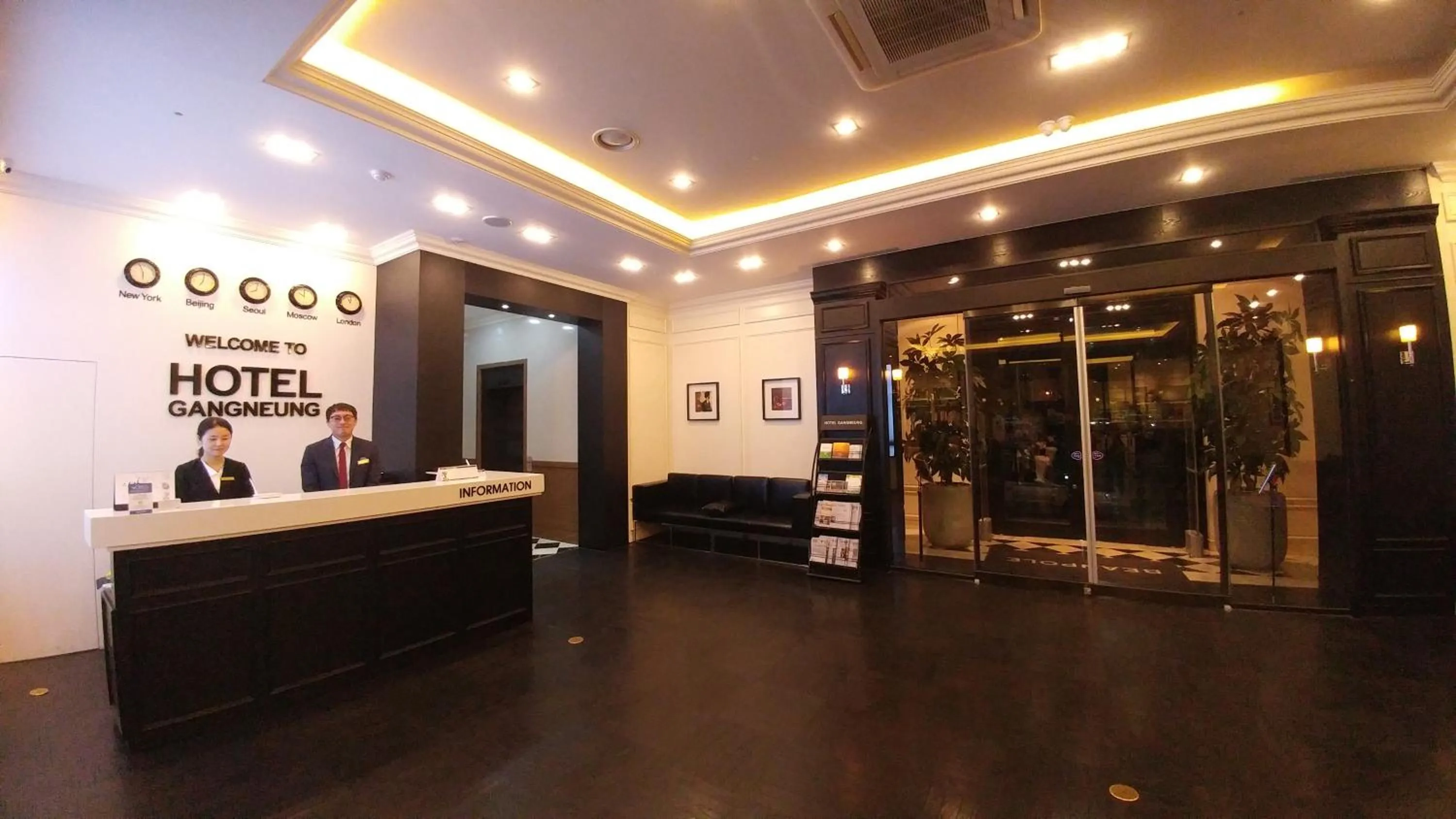 Gangneung Tourist Hotel
