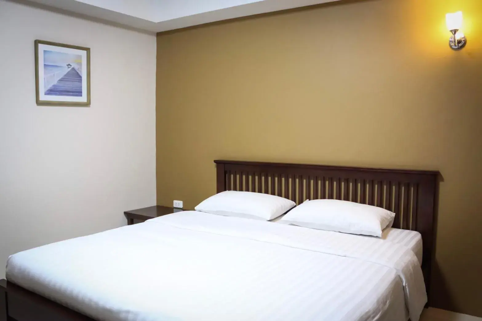 Bed in Yellow House Rayong Bed in Yellow House Rayong