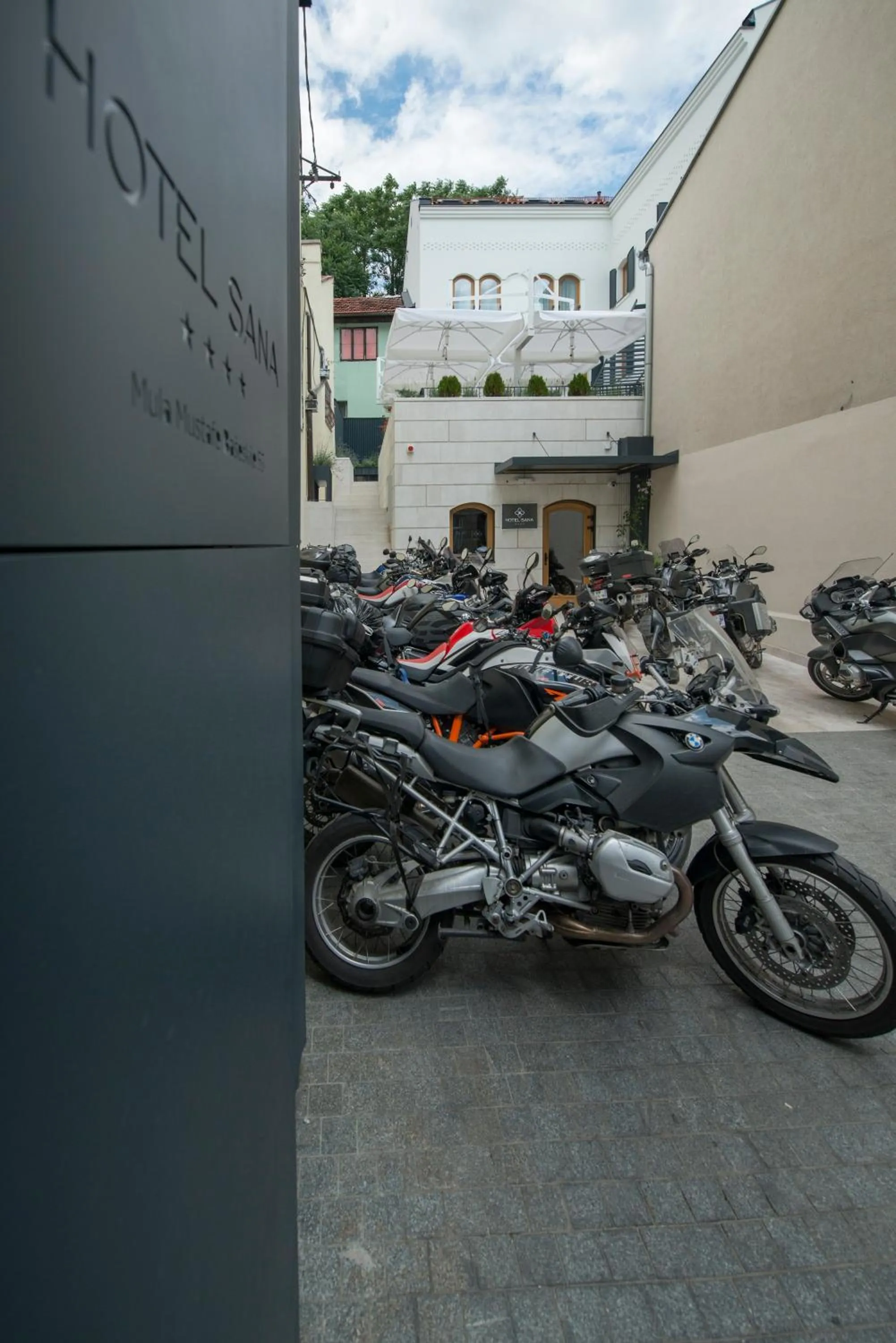 Property building in Hotel Sana