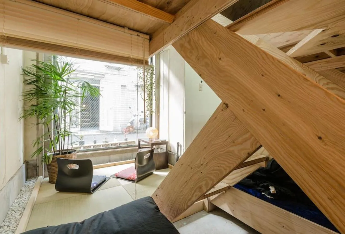 bunk bed, Bed in Music Uni Street Backpacker's Hostel