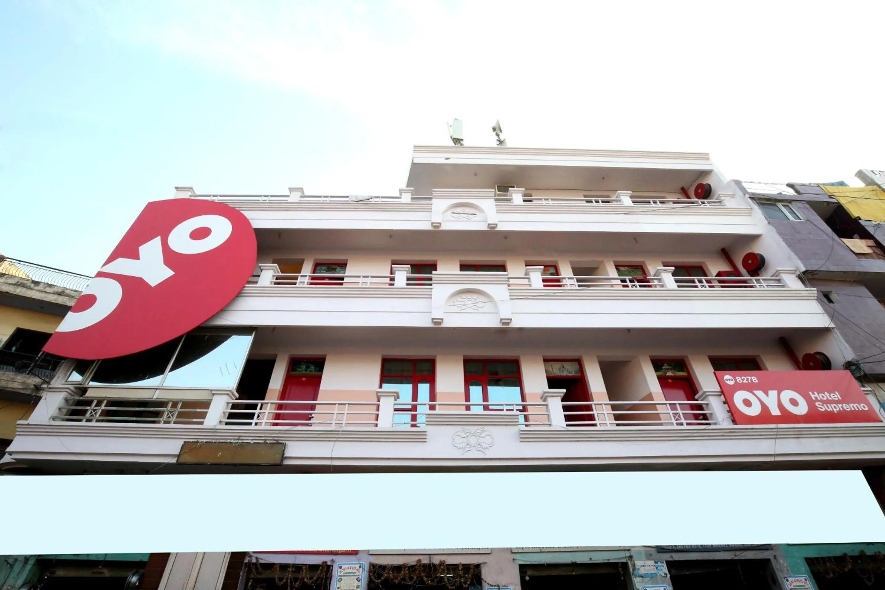 Facade/entrance in Hotel O Supremo