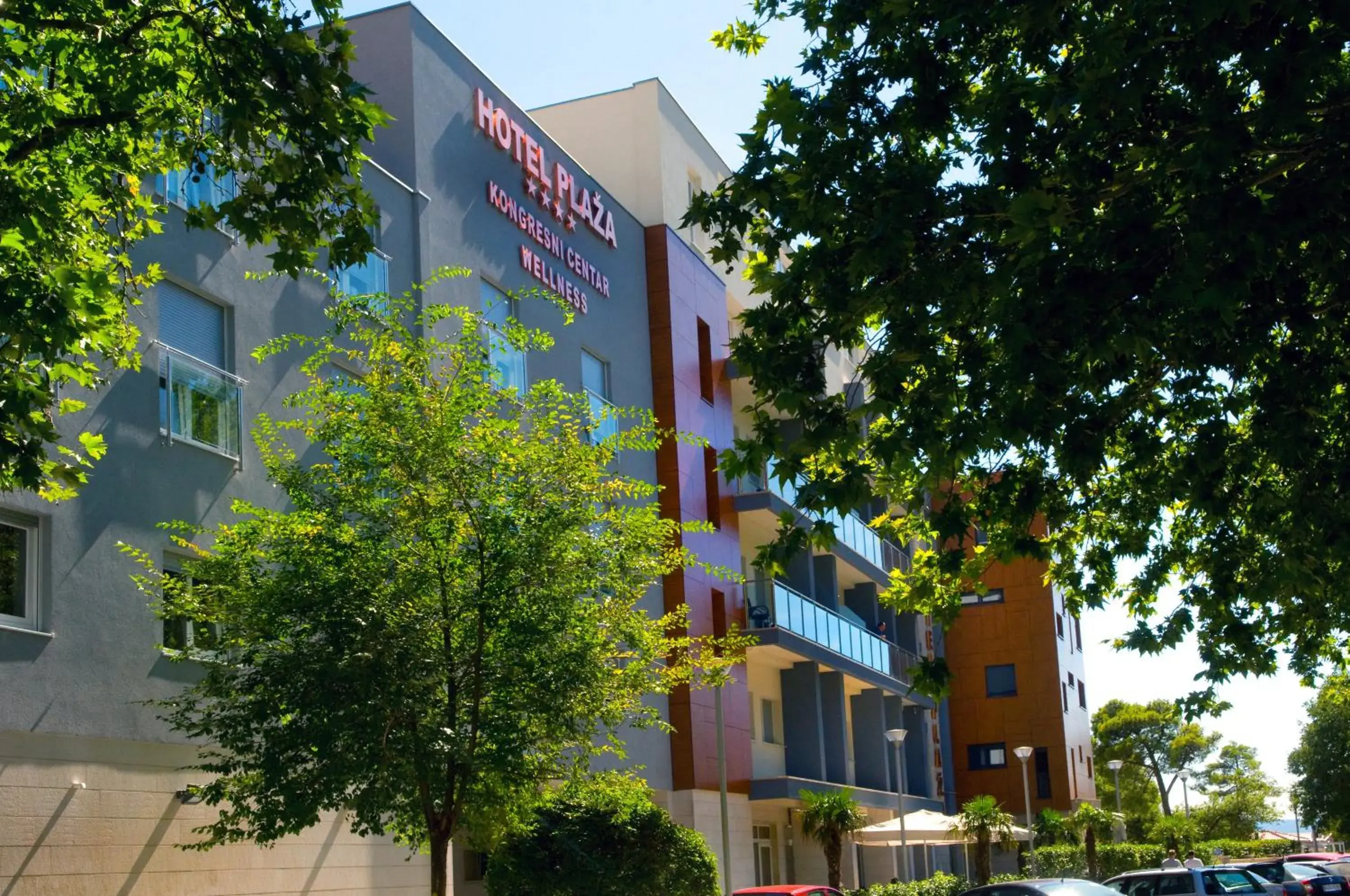 Facade/entrance in Hotel Plaža Facade/entrance in Hotel Plaža