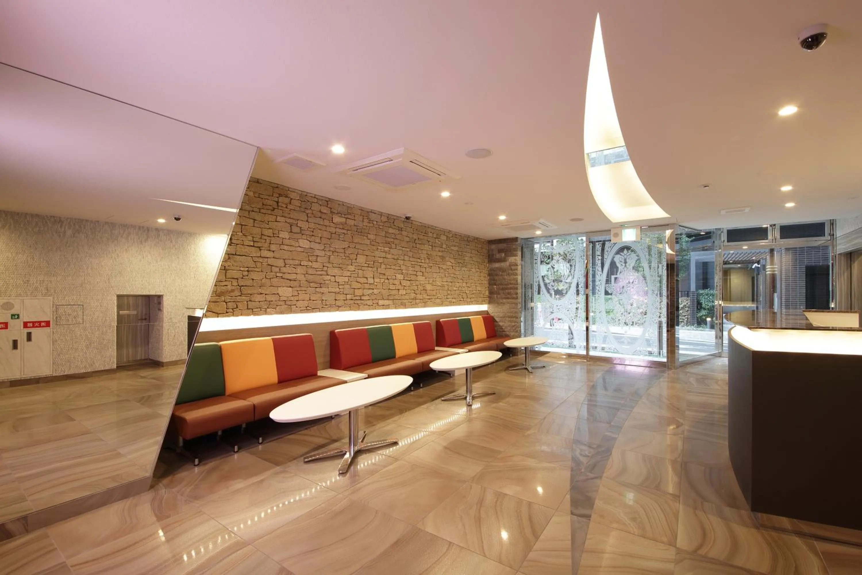 Lobby or reception in SARASA HOTEL Shinsaibashi