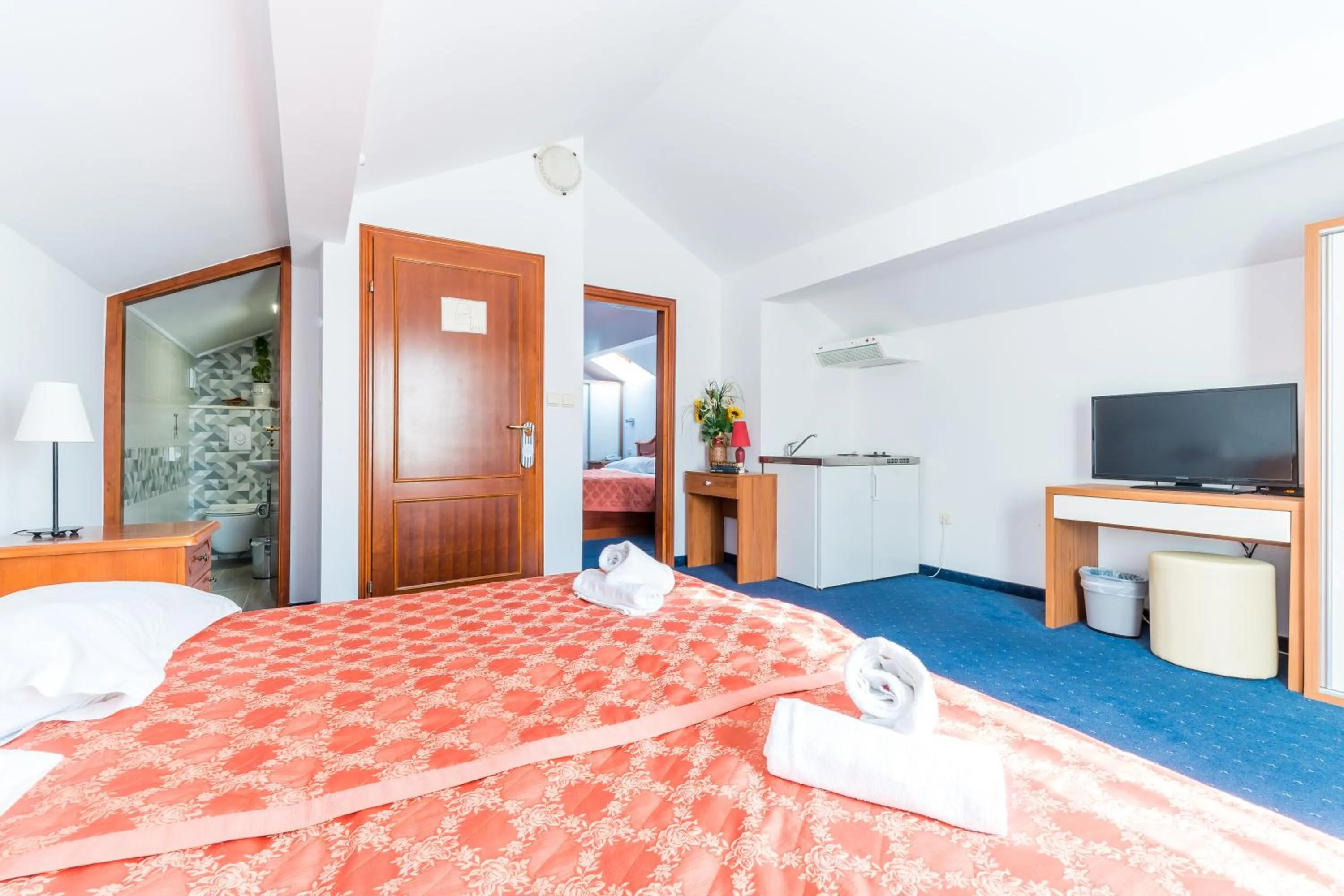 Bedroom, Bed in Hotel Dubrovnik