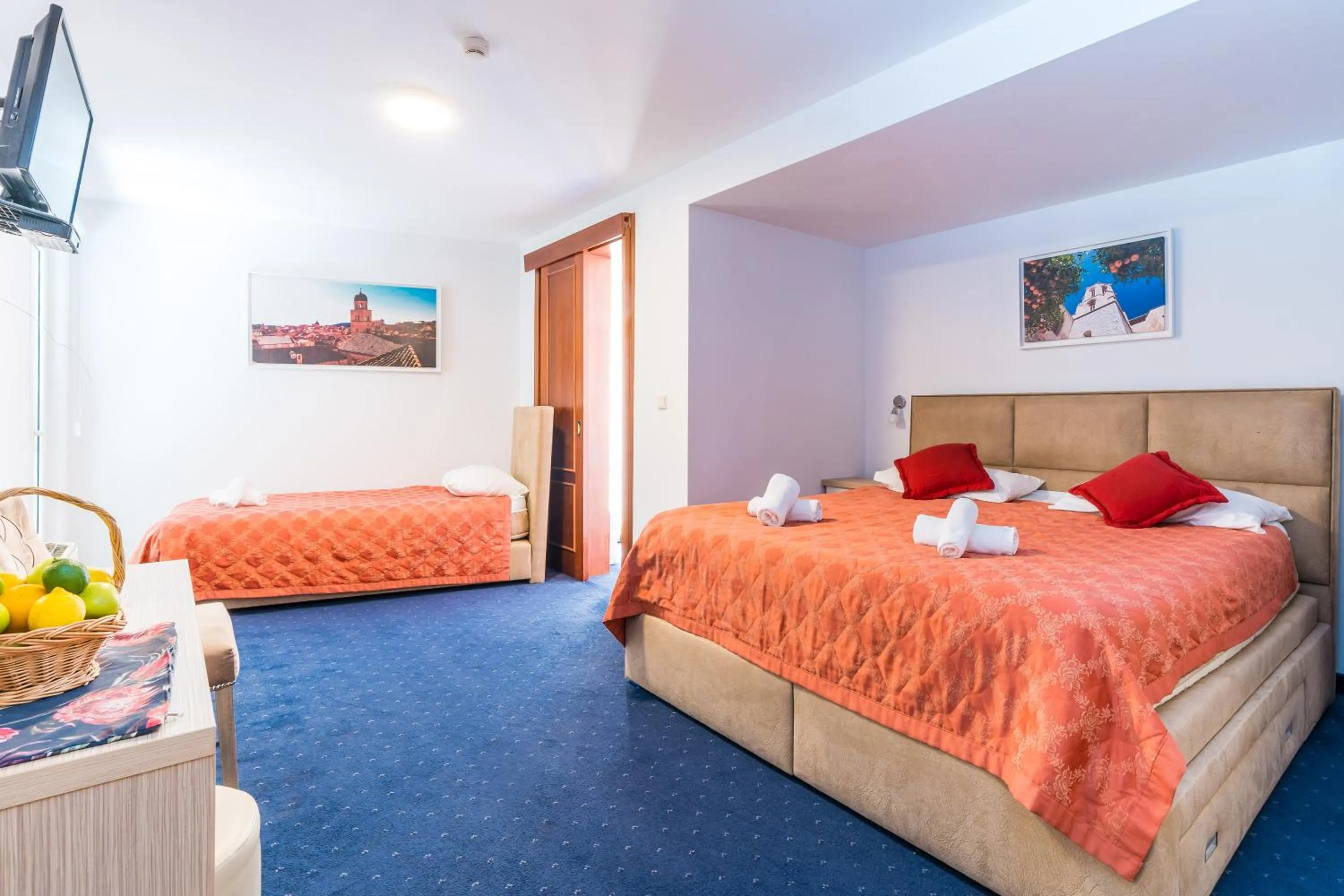 Bedroom, Bed in Hotel Dubrovnik