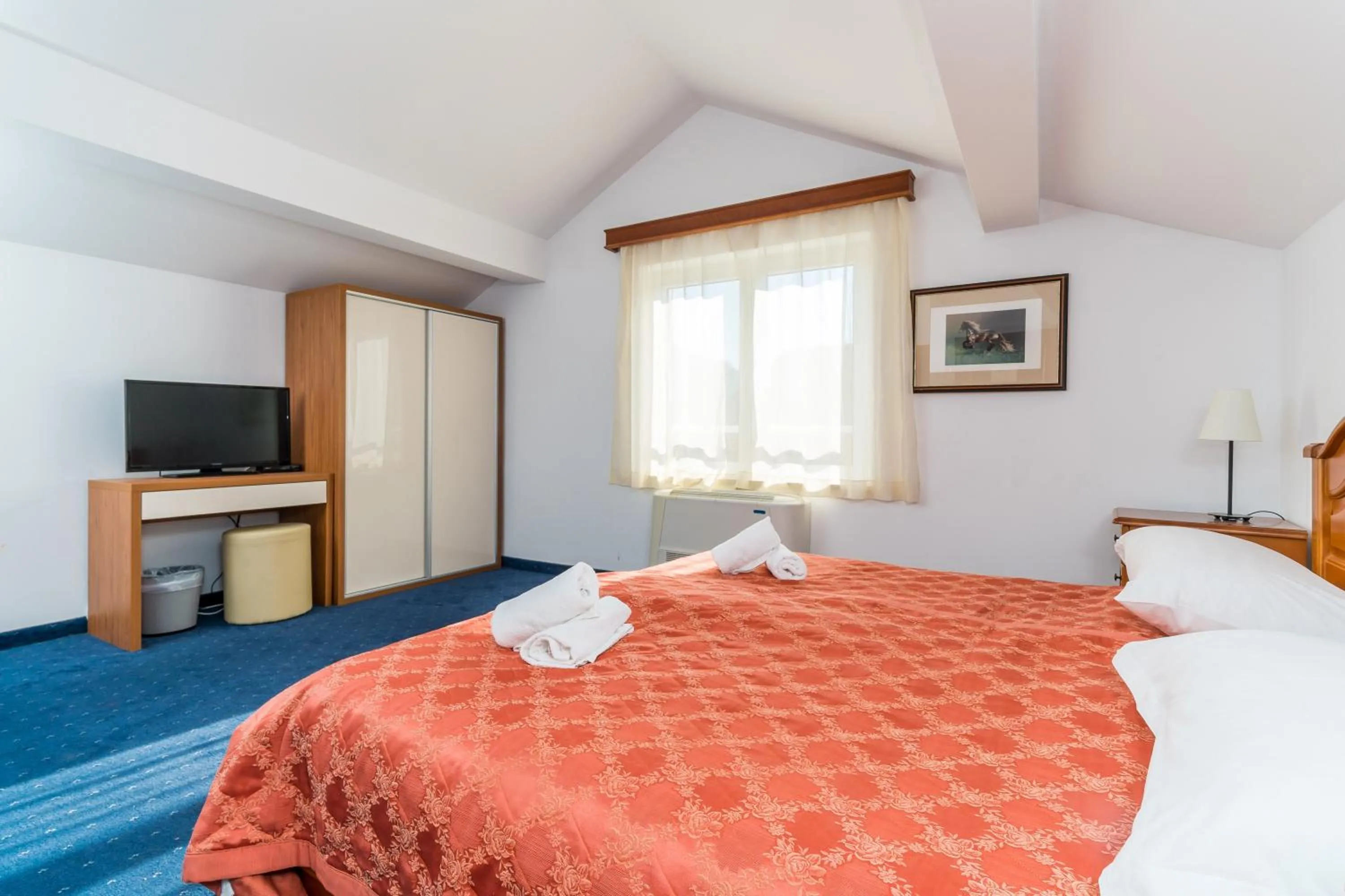 Bedroom, Bed in Hotel Dubrovnik