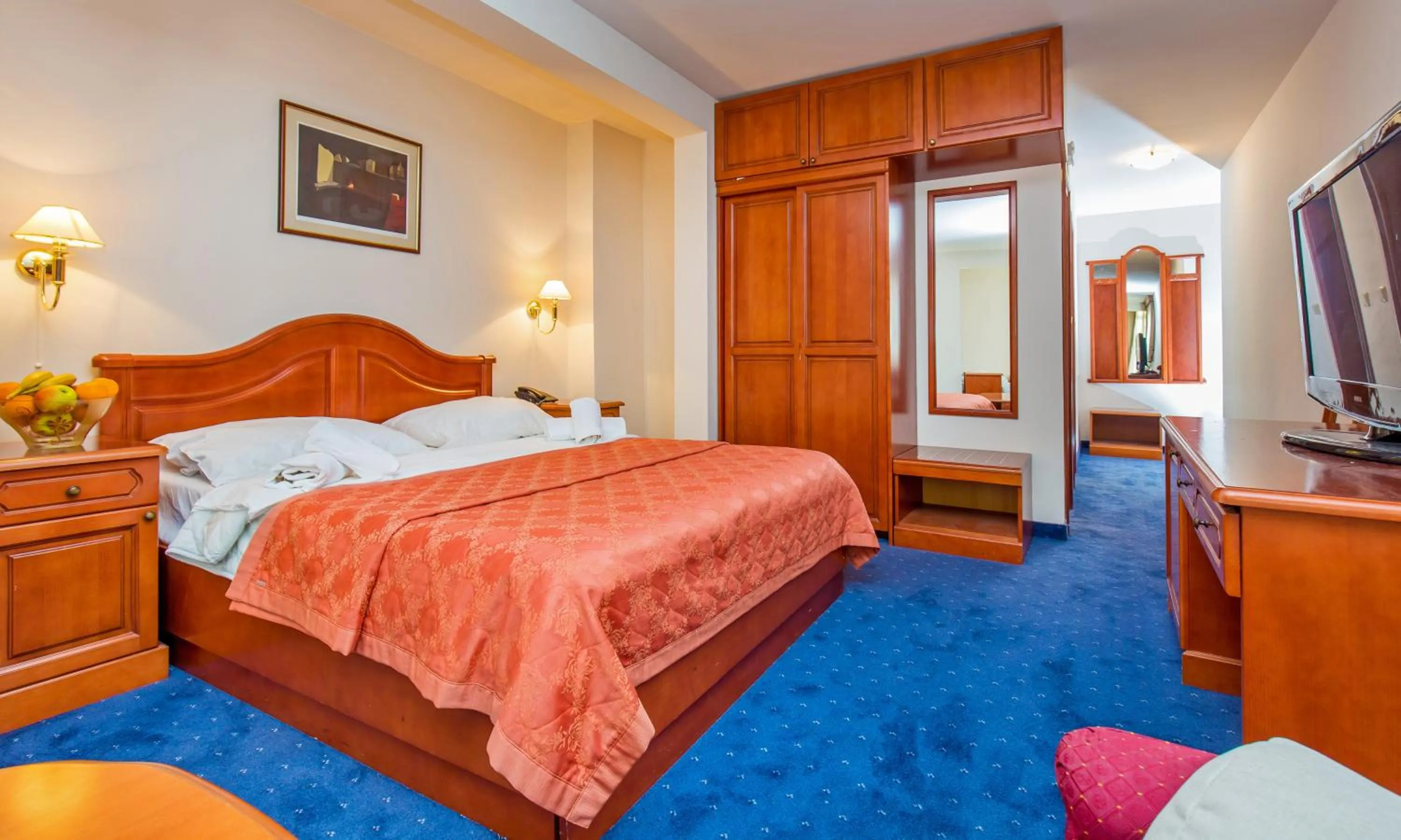 Bedroom, Bed in Hotel Dubrovnik