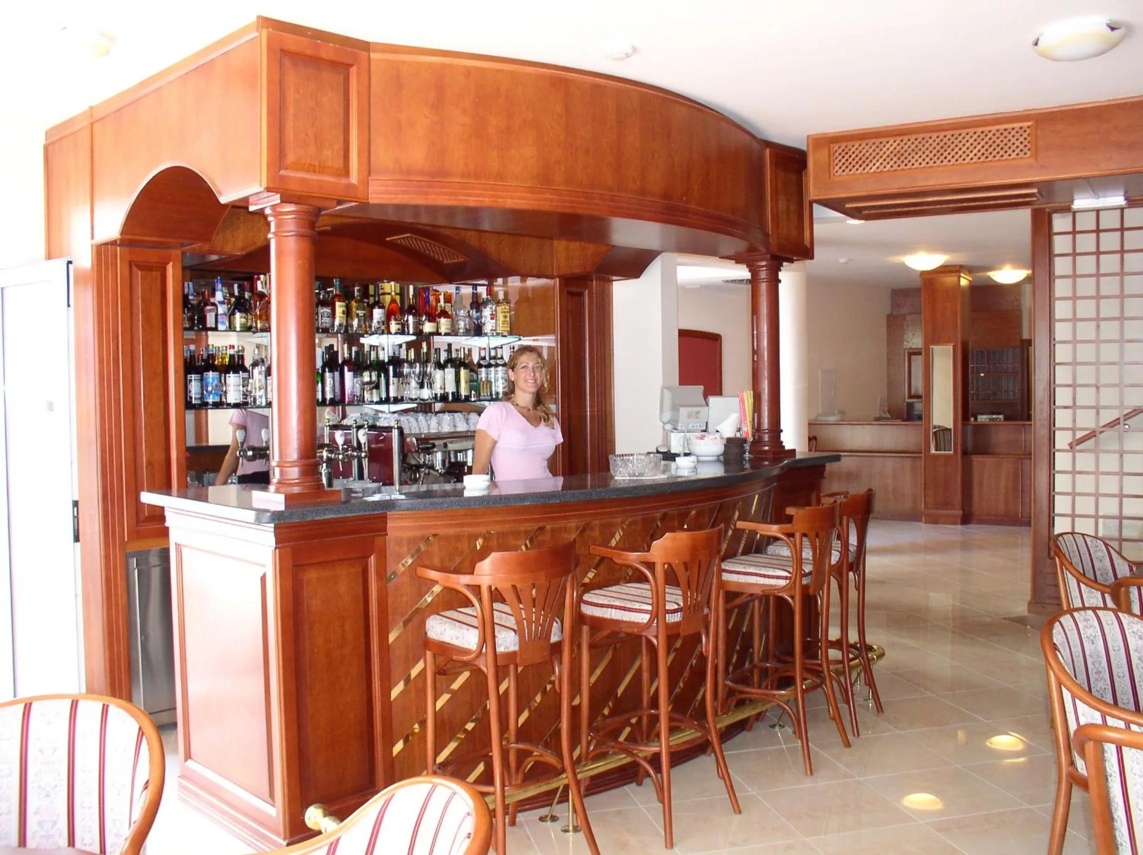 Lounge or bar in Hotel Dubrovnik