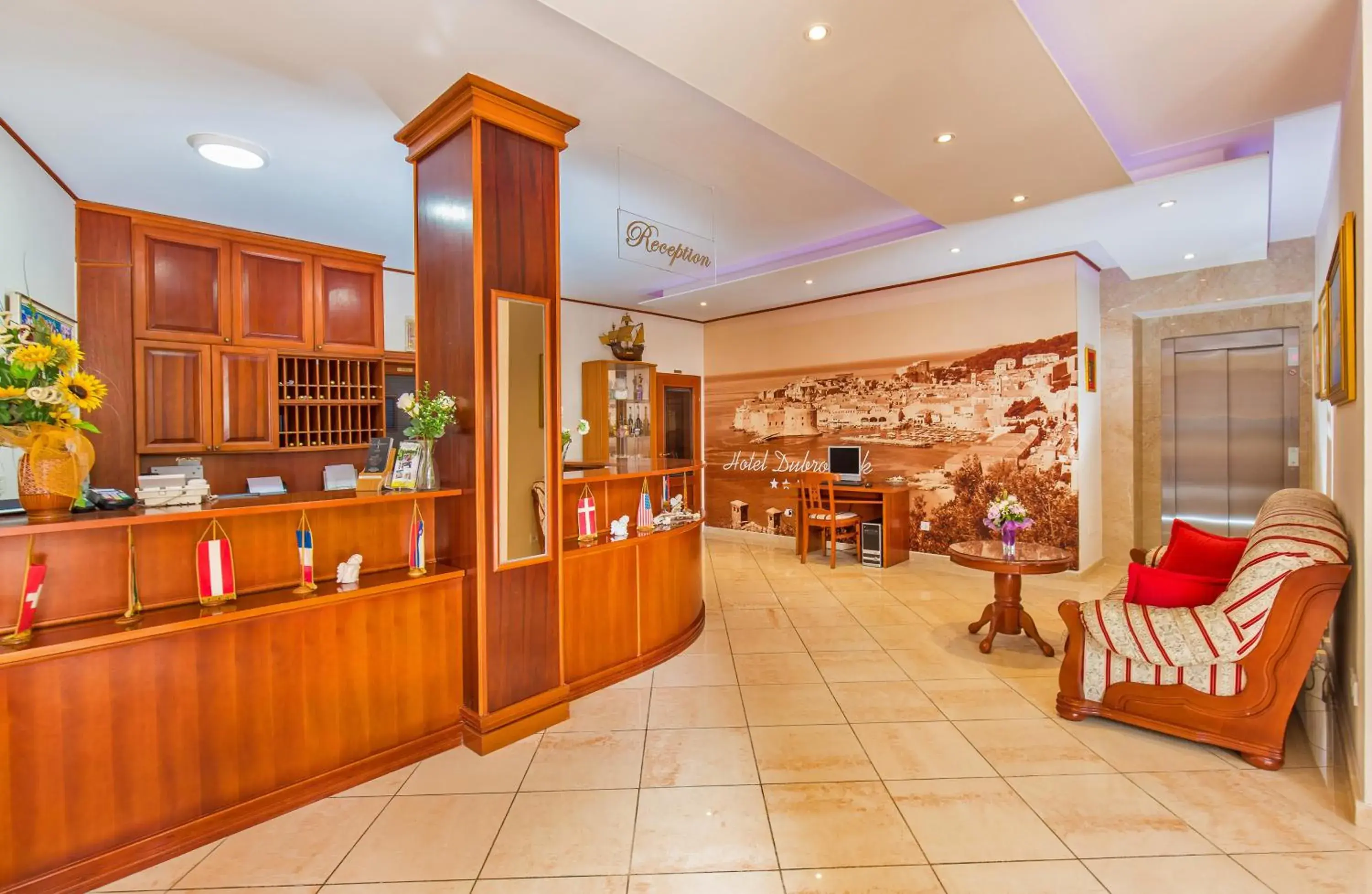 Lobby or reception in Hotel Dubrovnik Lobby or reception in Hotel Dubrovnik