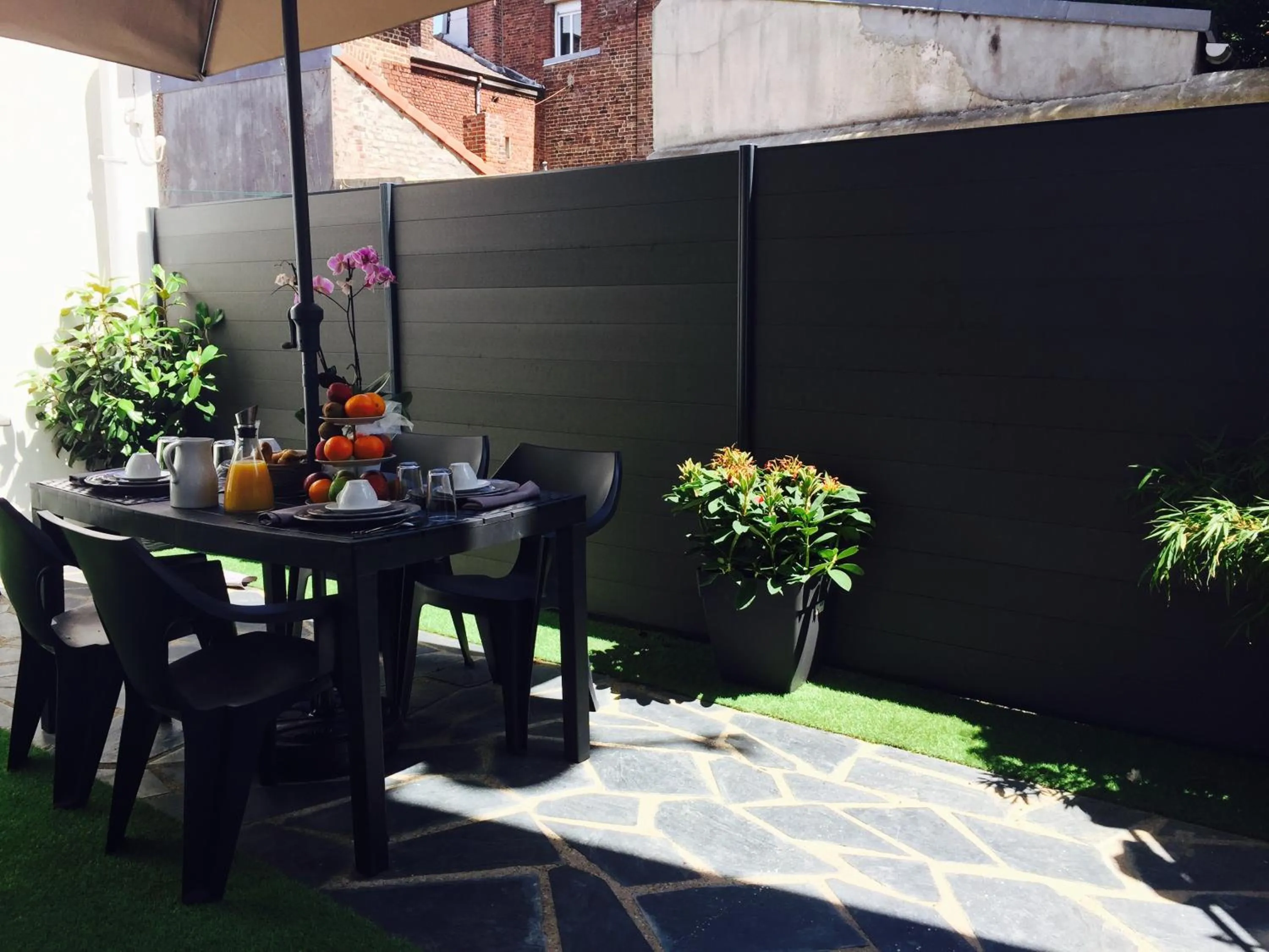 Balcony/Terrace in Appart'hôtel et chambres Lens