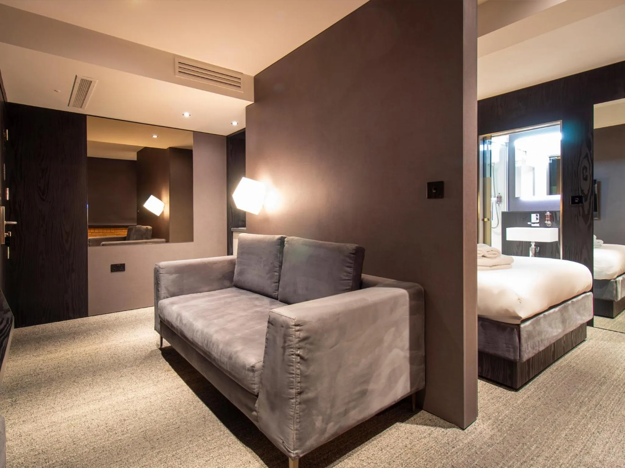 Living room, Bed in Apartment Bloc