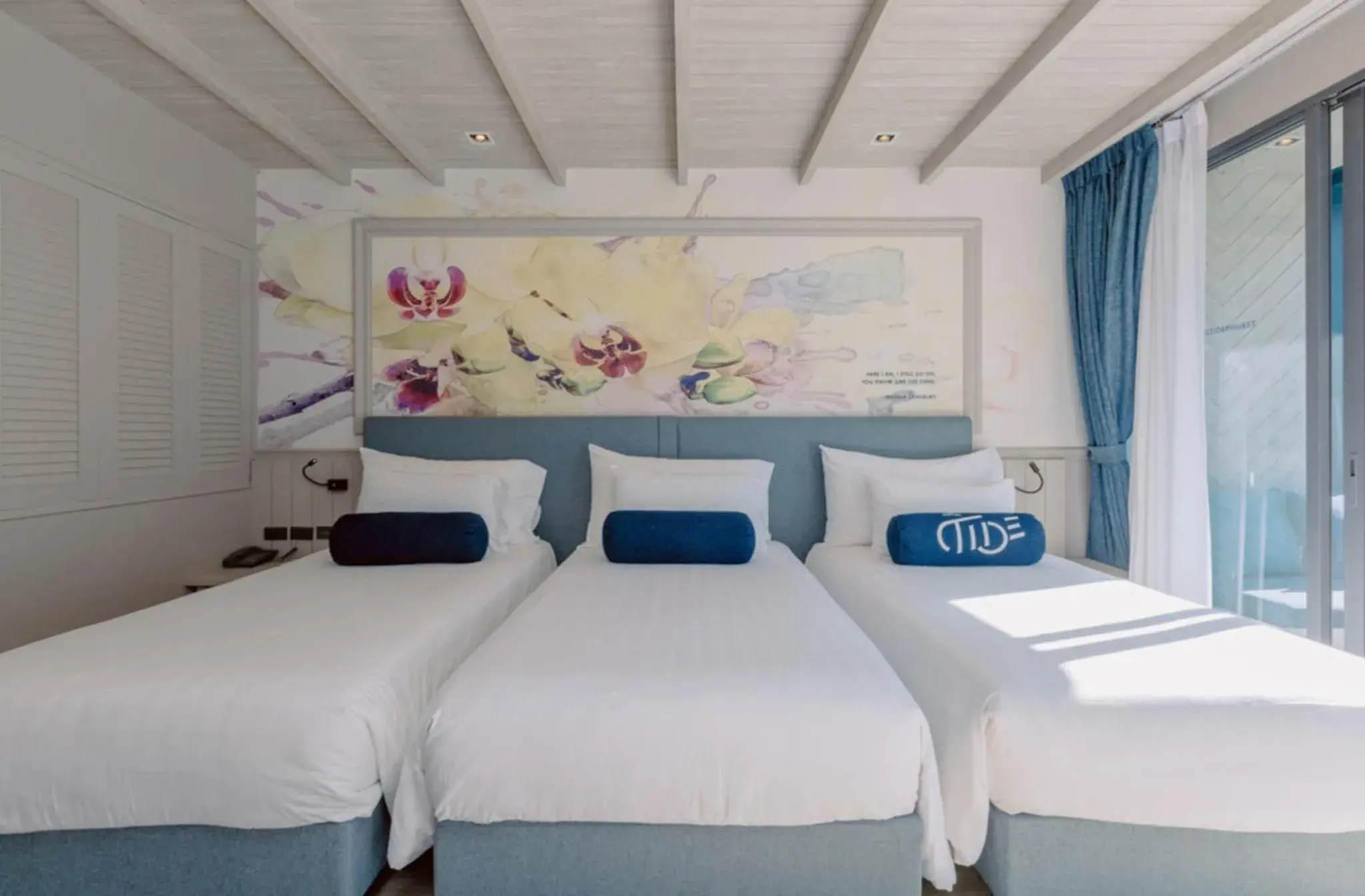 Bed in Hotel Tide Phuket Beachfront Bed in Hotel Tide Phuket Beachfront