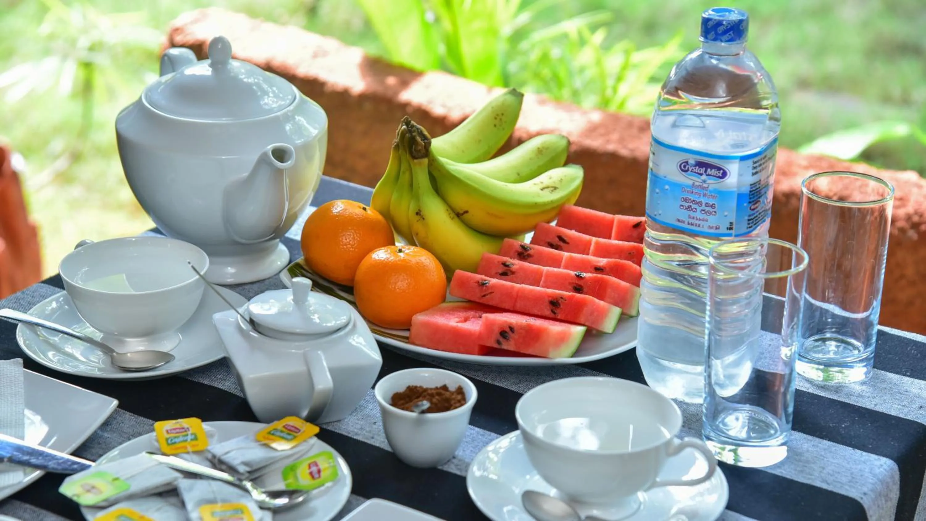 Food and drinks in Sayare Inn