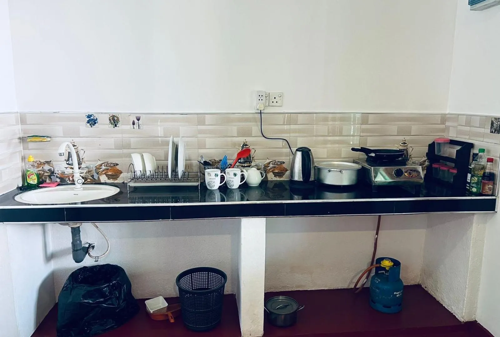 kitchen in Ranmitha Villa Weligama