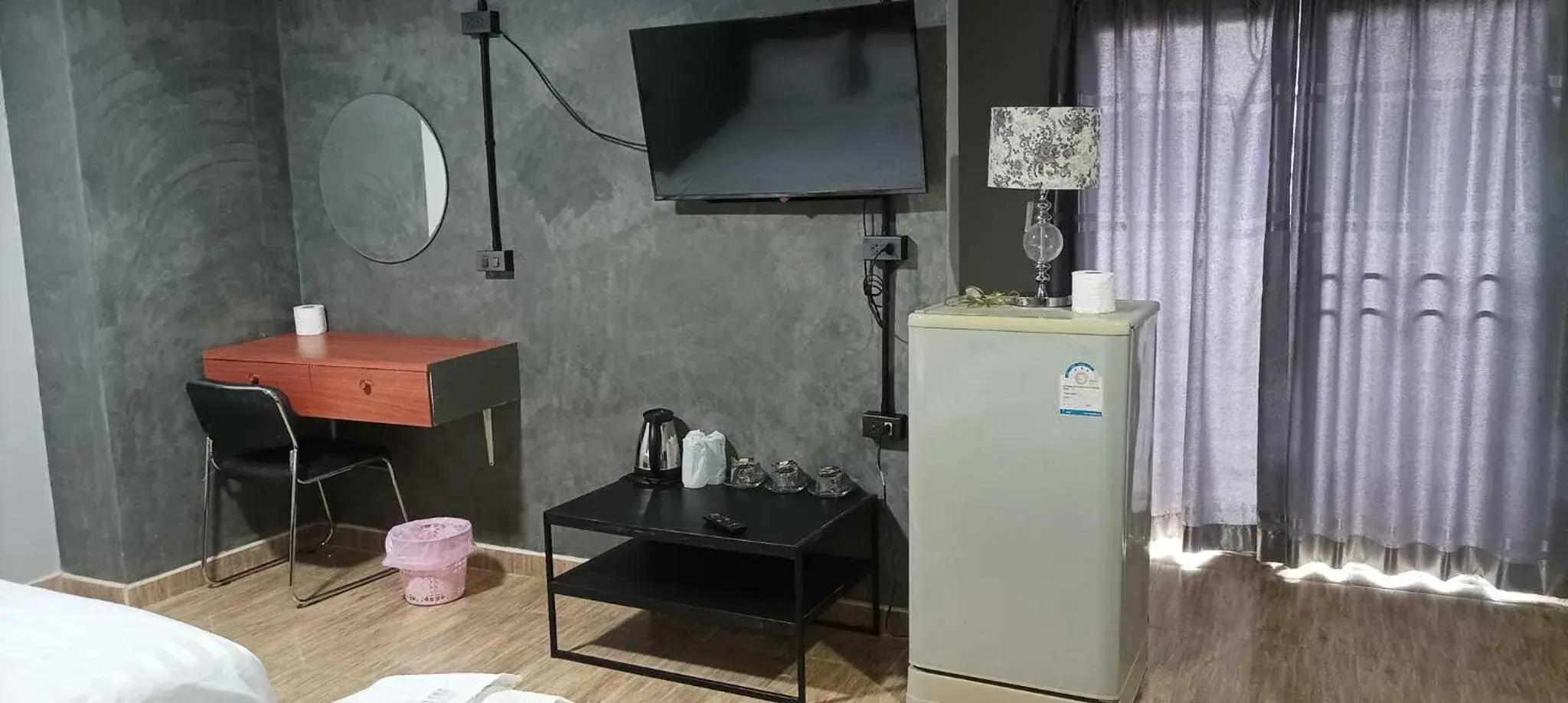 Photo of the whole room in Kun Hotel Photo of the whole room in Kun Hotel